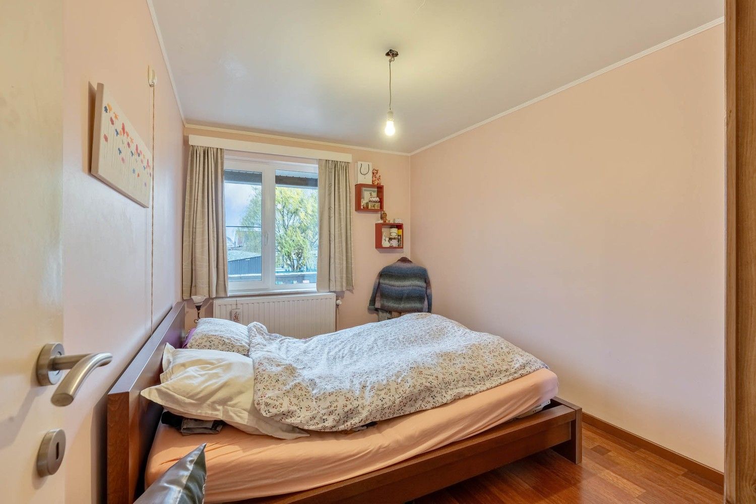 Licht en modern appartement met 2 slaapkamers op wandelafstand van het centrum van Bilzen! foto 9