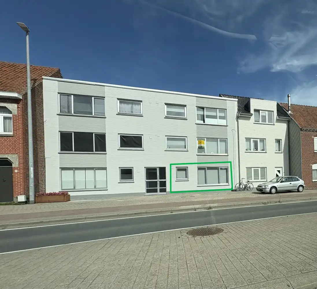 Gelijkvloers appartement met twee slaapkamers in Torhout foto {{pictureIndex}}