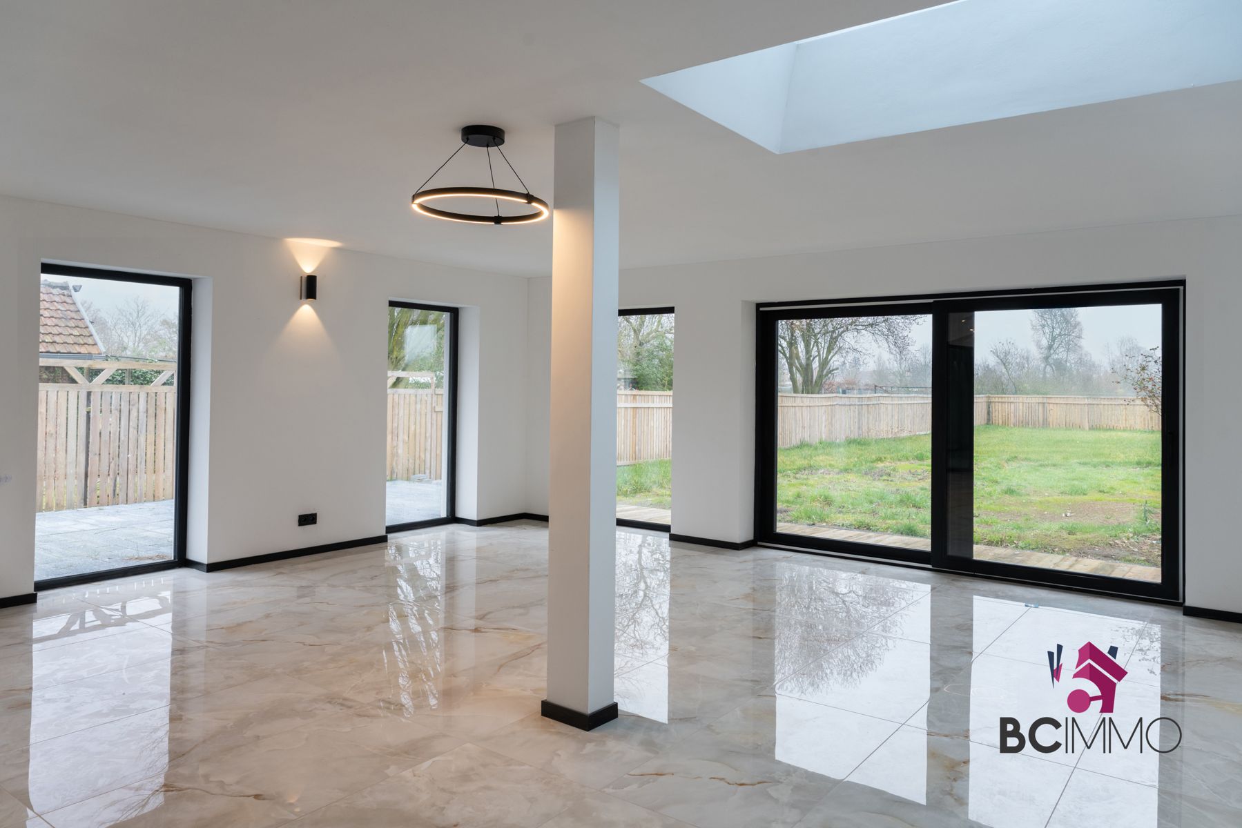 Ruime gerenoveerde woning in Hasselt-Kuringen foto 17