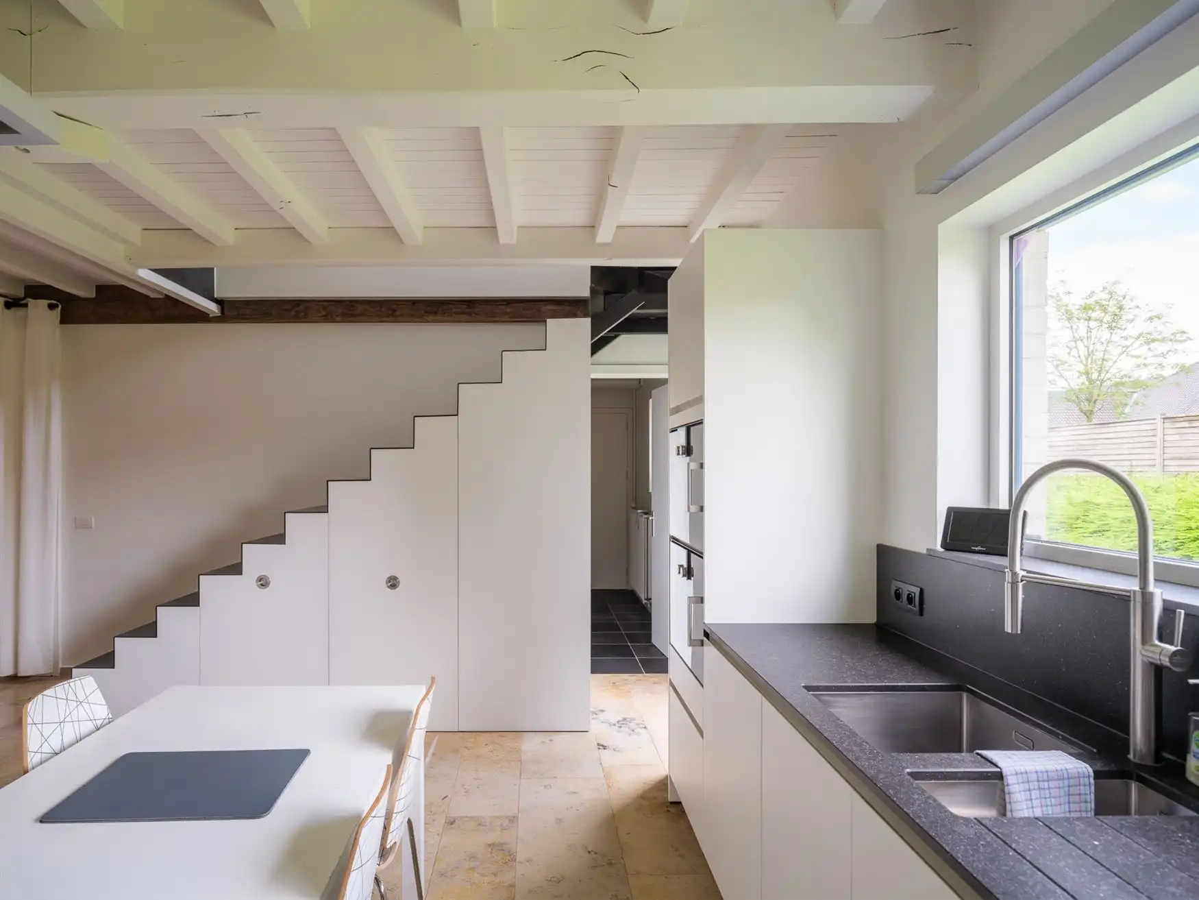 Karaktervolle villa met 5 slaapkamers nabij Ooidonk foto 9