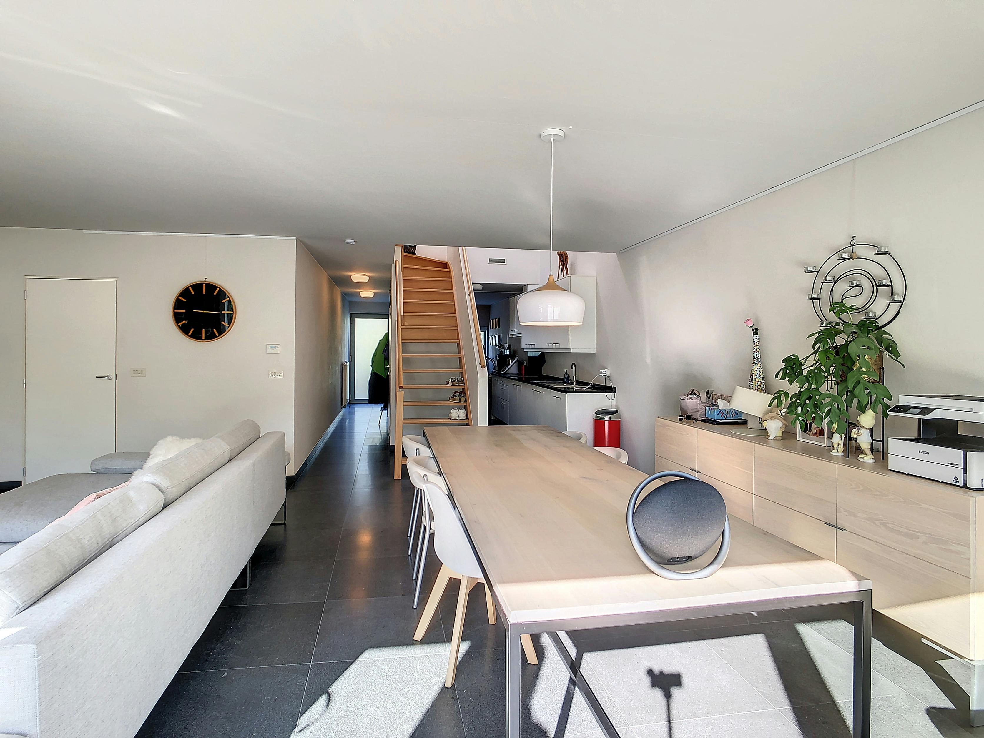Recente woning (200m²) met 4 kamers te huur in Kortrijk foto 5