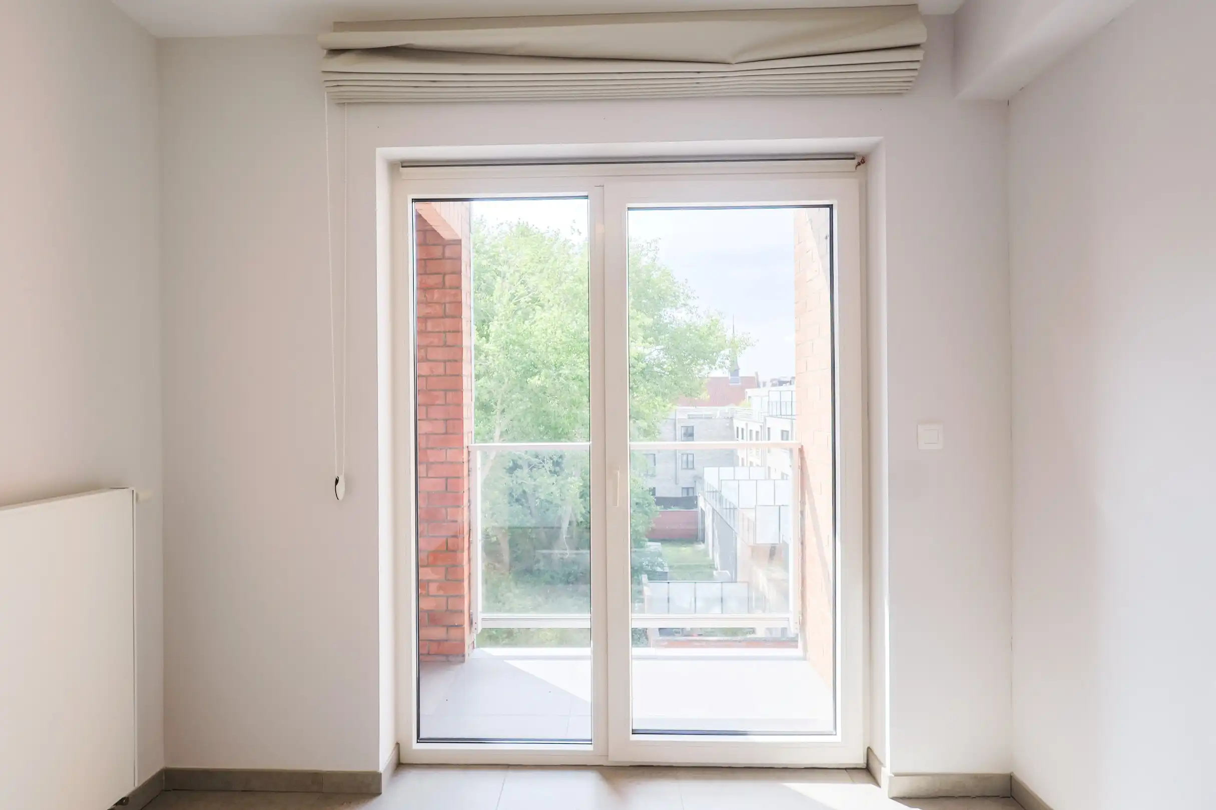 Instapklaar appartement met terras op toplocatie! foto 14