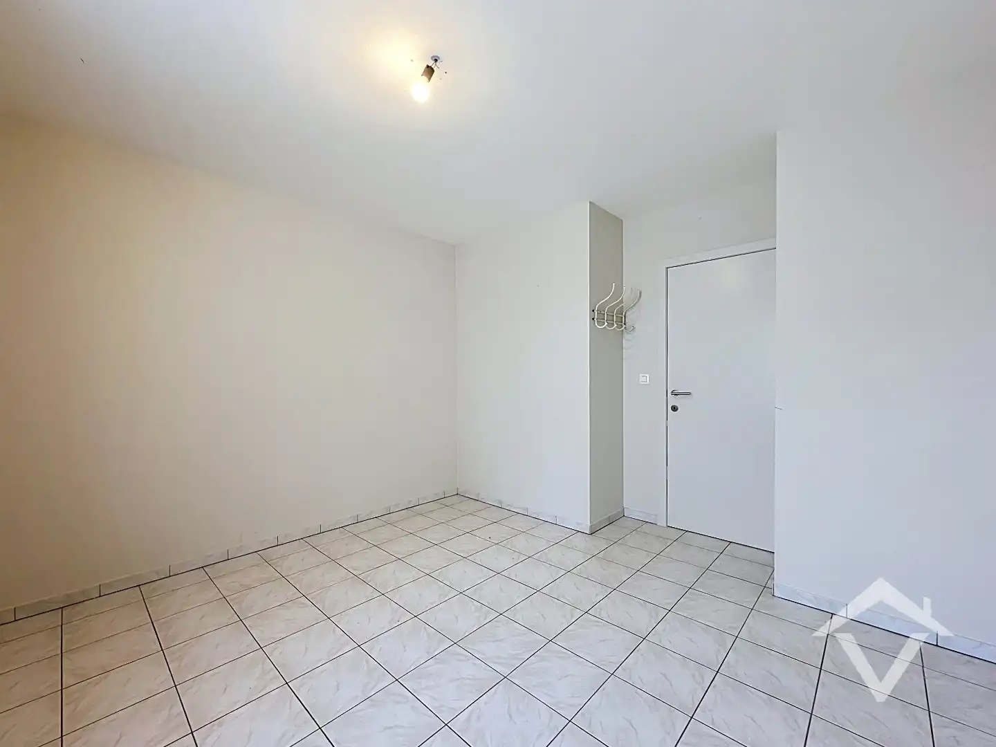 Gelijkvloers appartement met 2 slaapkamers in hartje Koekelare foto 9