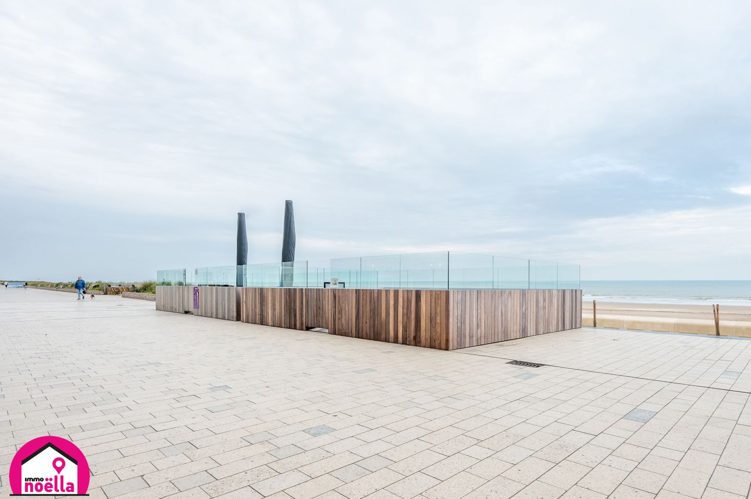 HORECA ZAAK TE KOOP OP DE ZEEDIJK VAN WESTENDE foto 2