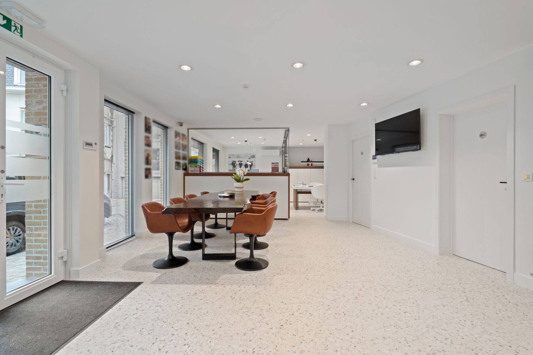 Handelspand in centrum van Sint-Pieters-Leeuw foto 11