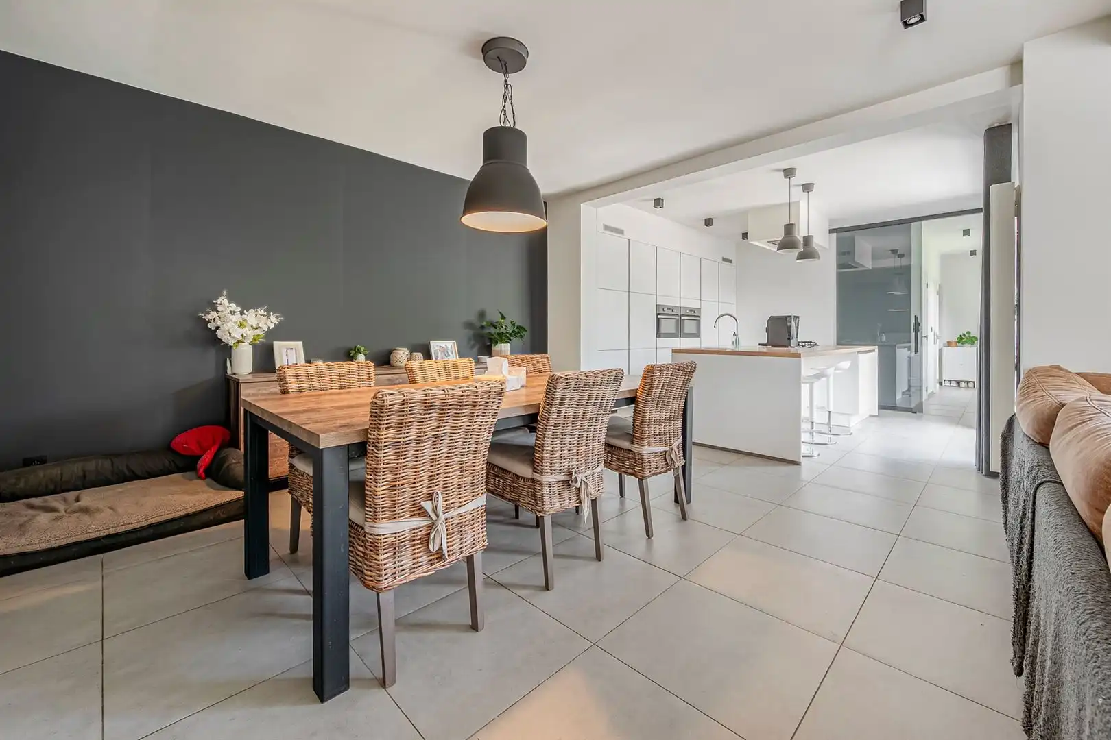 Moderne woning te Waasmunster foto 3