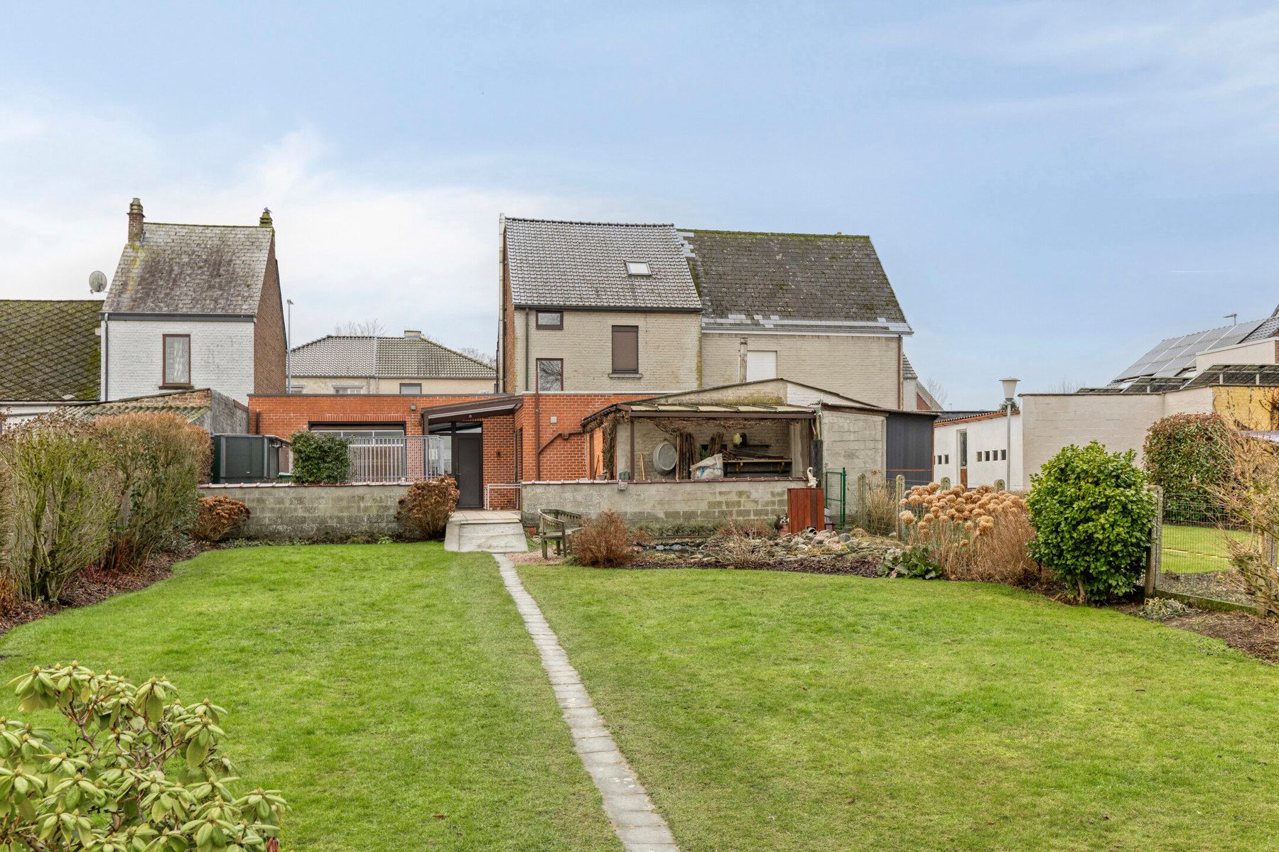 Uitzonderlijke woning met dubbele garage op 25a08ca foto 22