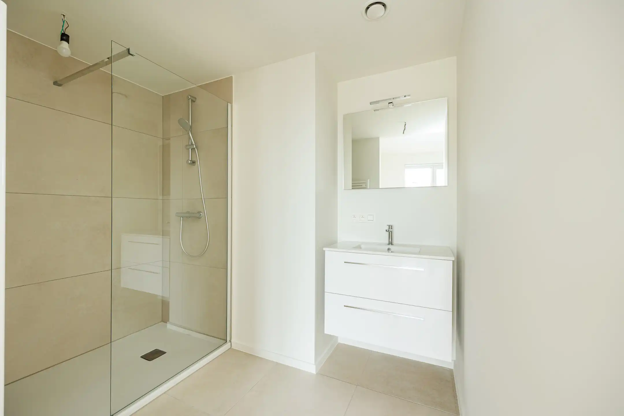 Exclusief nieuwbouwpenthouse met 47 m² terras foto 14