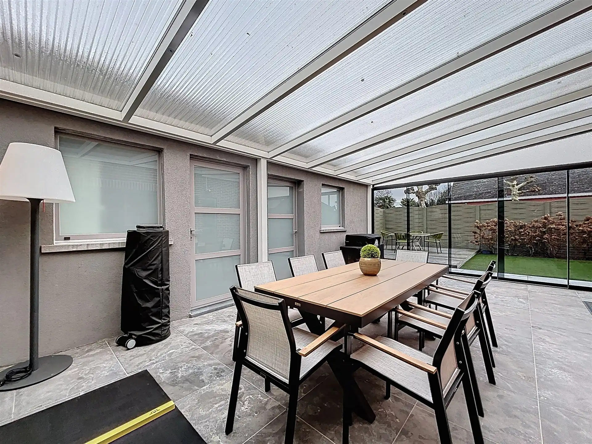 Ruime Gezinswoning met 4 Slaapkamers in De Klinge foto 7