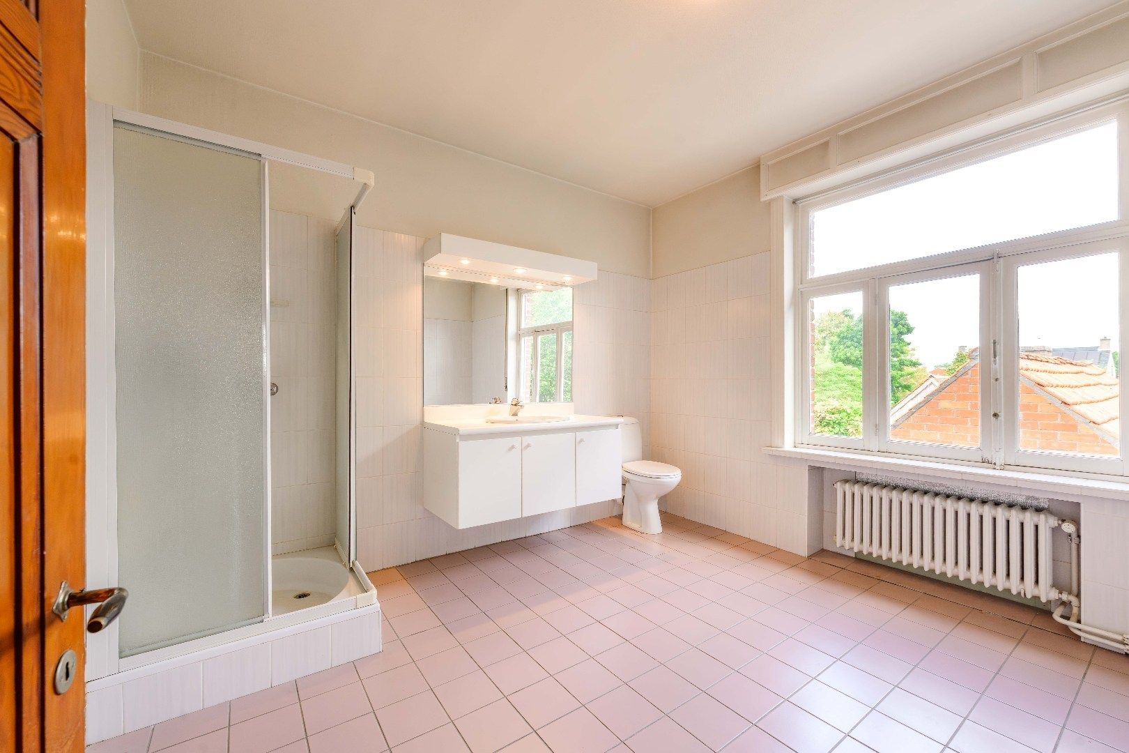 KARAKTERVOLLE INTERBELLUM VILLA OP 1.187 m² IN HARTJE ARDOOIE foto 18