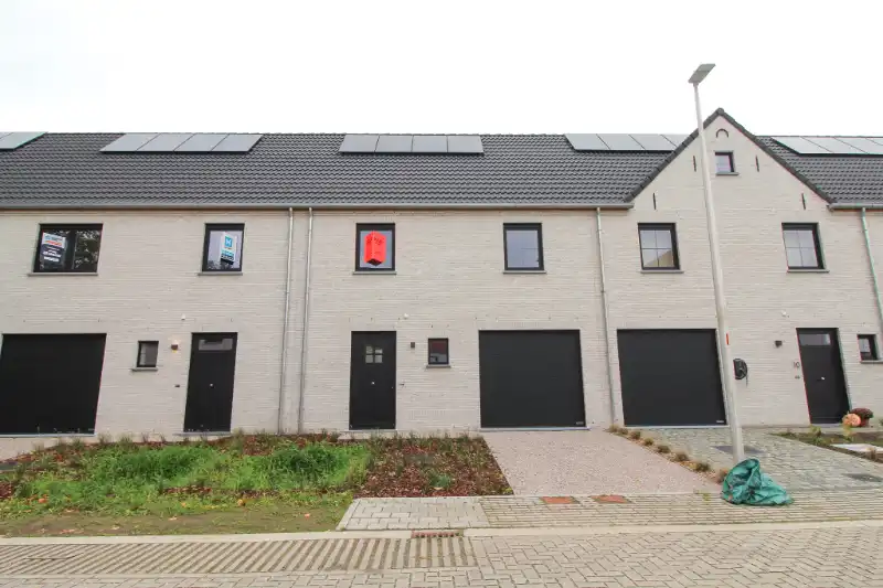 Energiezuinige nieuwbouwwoning te huur in rustige wijk te Lokeren foto 2