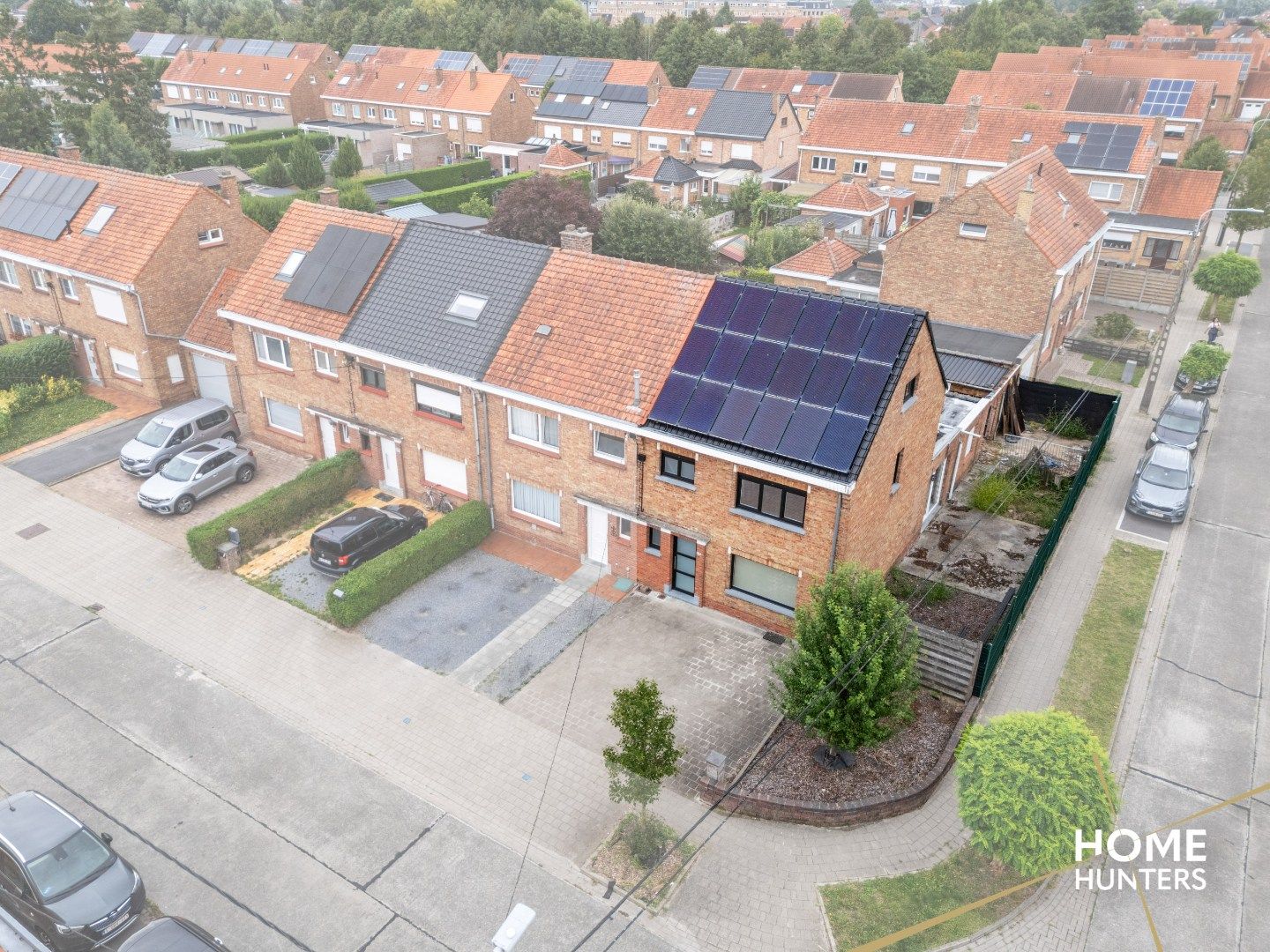 Ruime hoekwoning met potentieel te Roeselare! foto 15