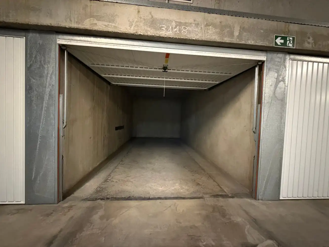 Ruime garagebox in het Stubbenpark te Duinbergen foto 4