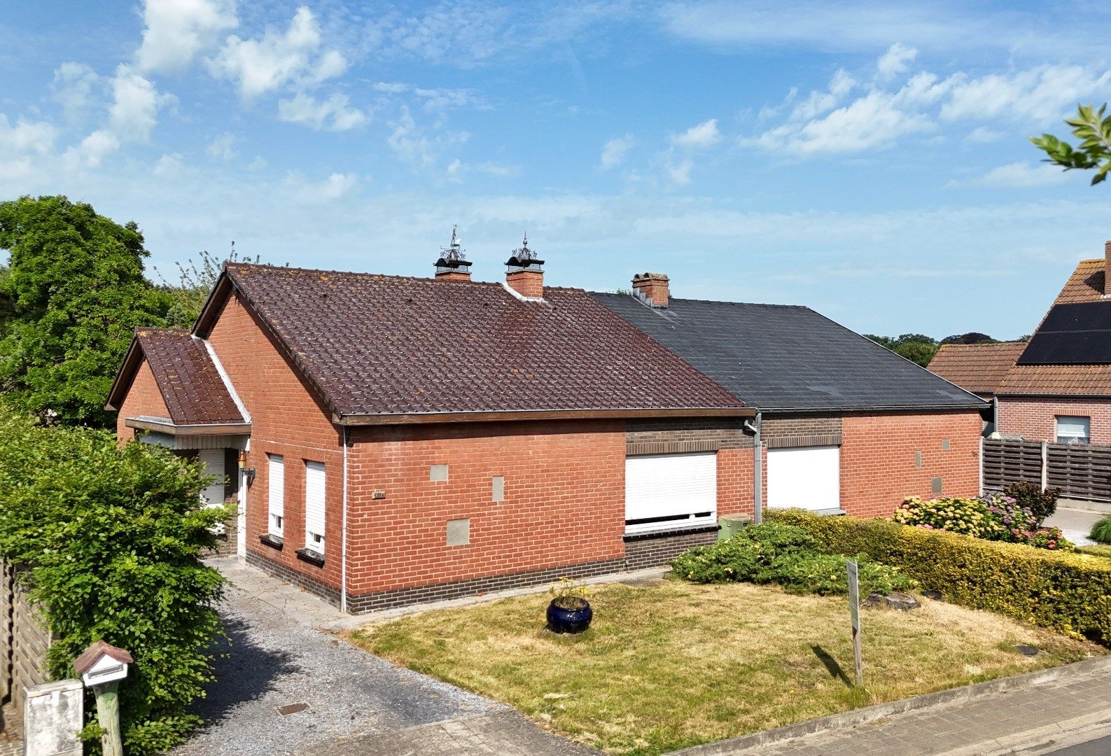 Hoofdfoto van de publicatie: Woning te Ichtegem op een grondperceel van 936m² 