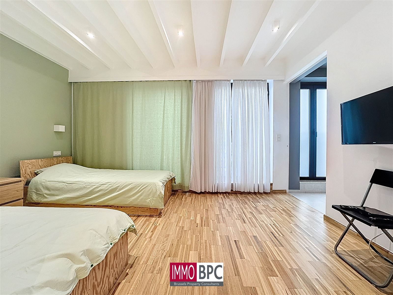 UITZONDERLIJKE MODERNE OPBRENGSTEIGENDOM IN GANSHOREN – 595 m² WOONOPPERVLAKTE foto 40