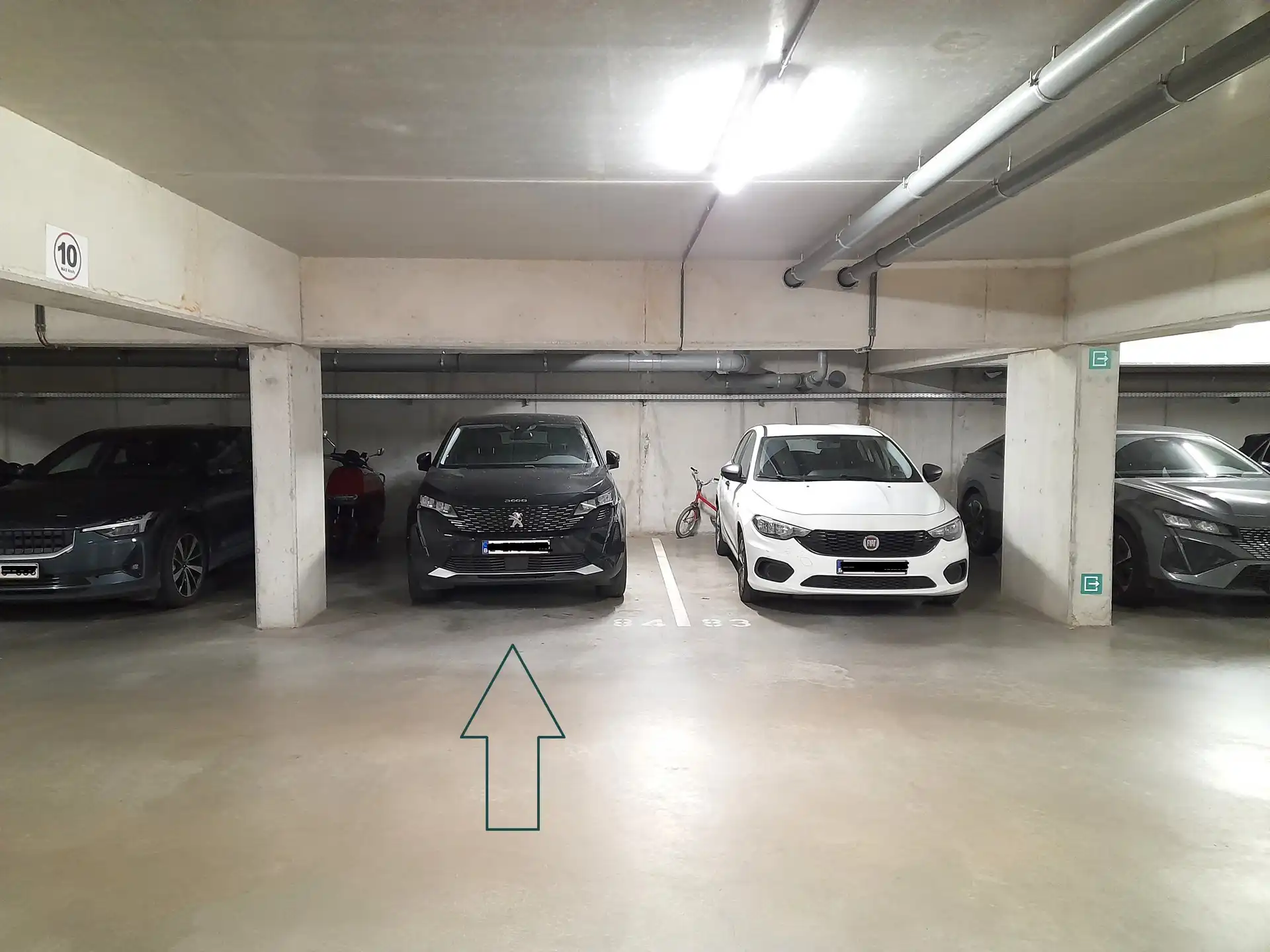 Gelijkvloers appartement met 2-slaapkamers en eigen tuintje foto 19