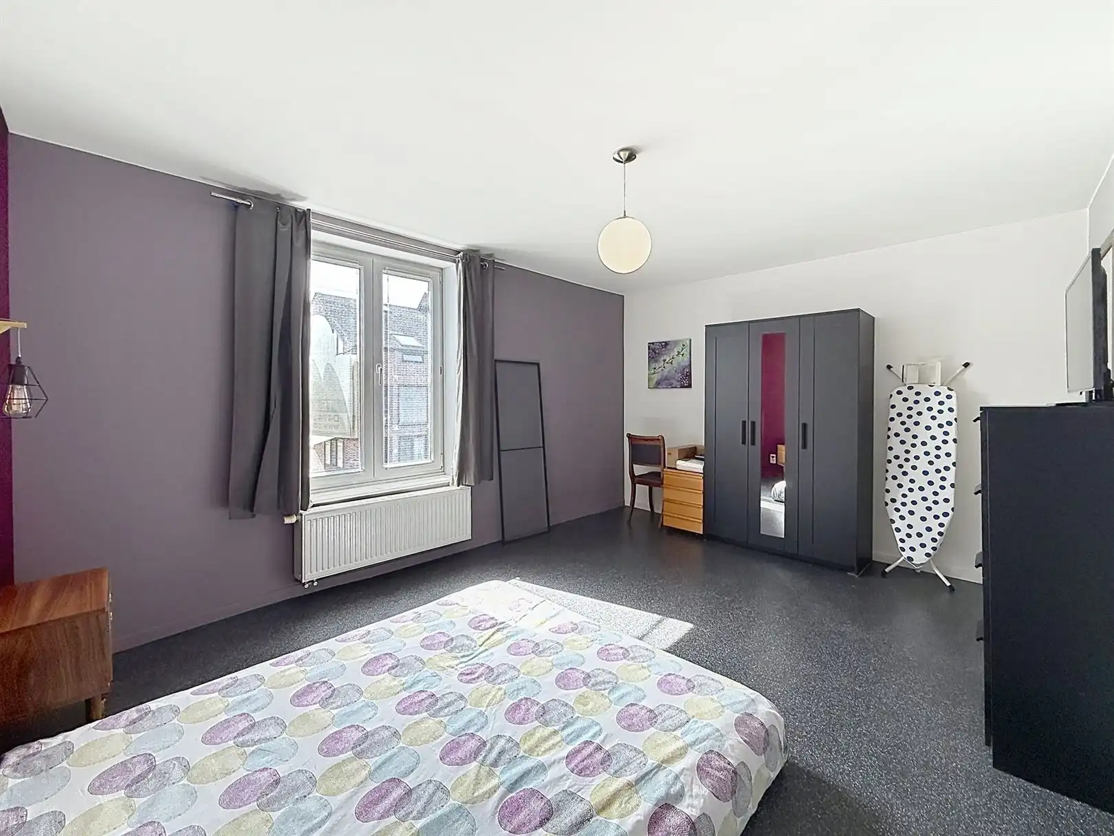 Instapklare stadwoning met koer, 2/3 slpks foto 37