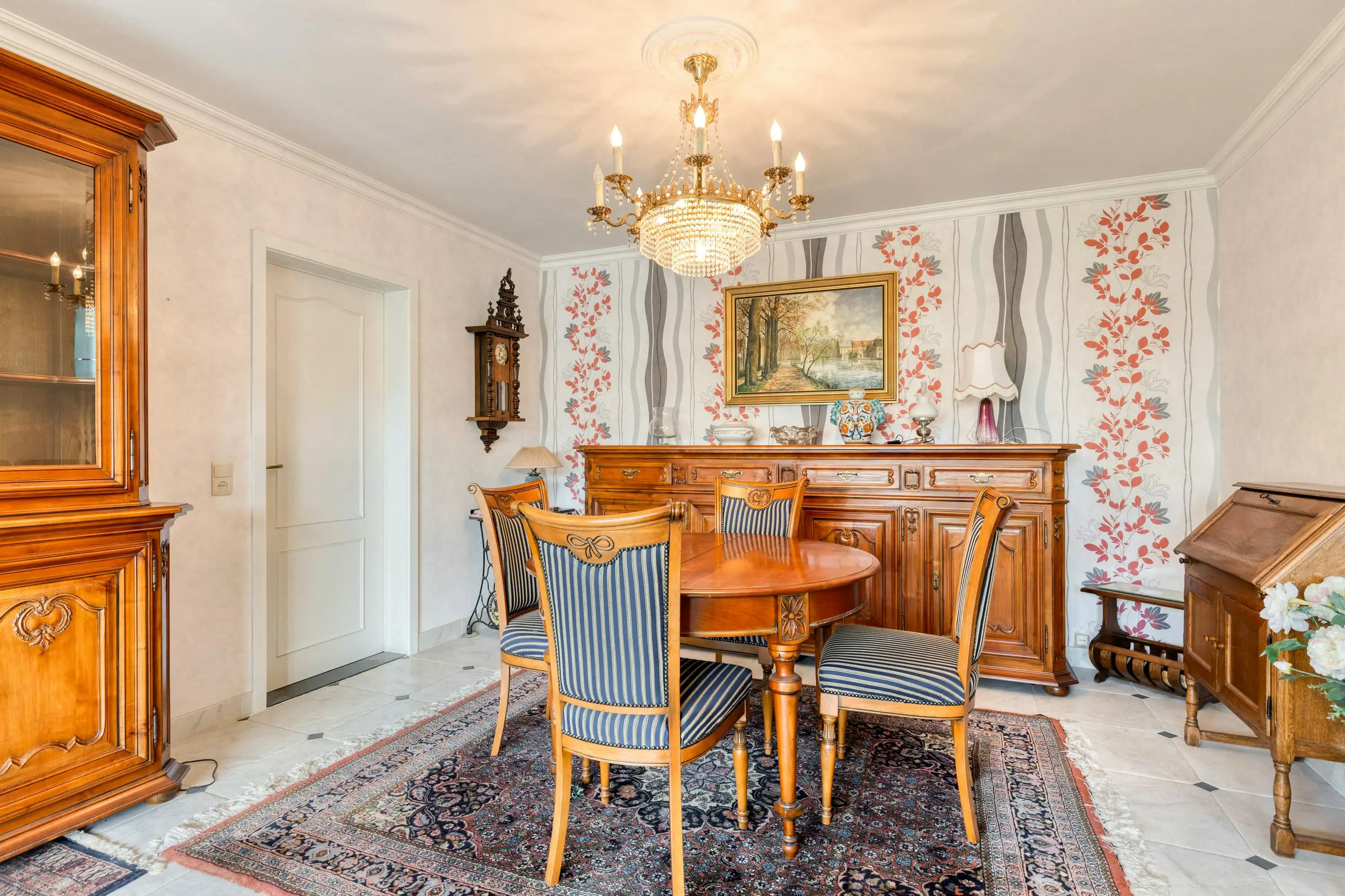 Te renoveren appartement met 2 slaapkamers in Bosuil-wijk! foto 3