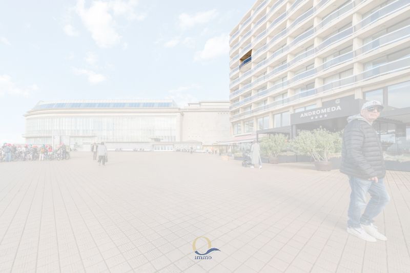 Subliem gerenoveerde studio met panoramisch zeezicht EN terras foto 18