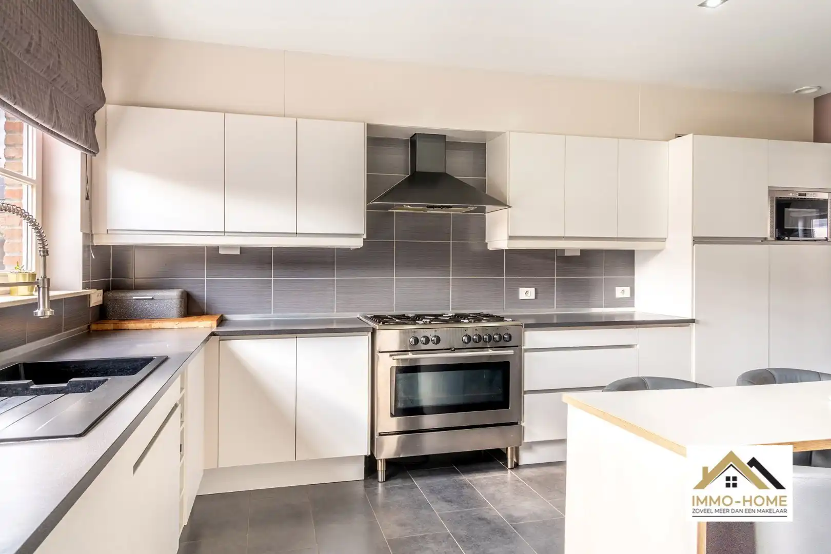 Knappe instapklare HOB met vrijstaande garage te Lokeren ! foto 12