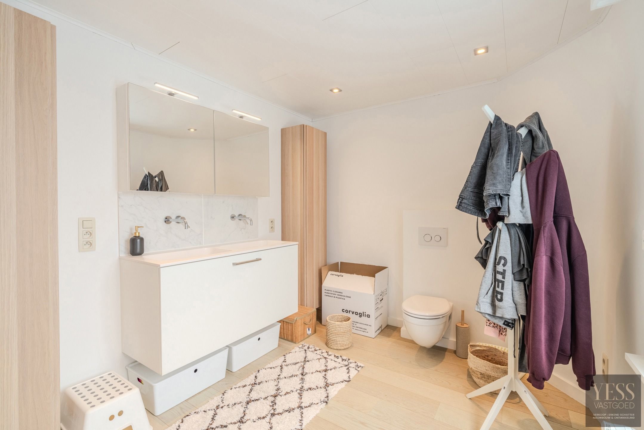 Charmante woning te koop in de Stationsstraat te Lissewege! foto 15
