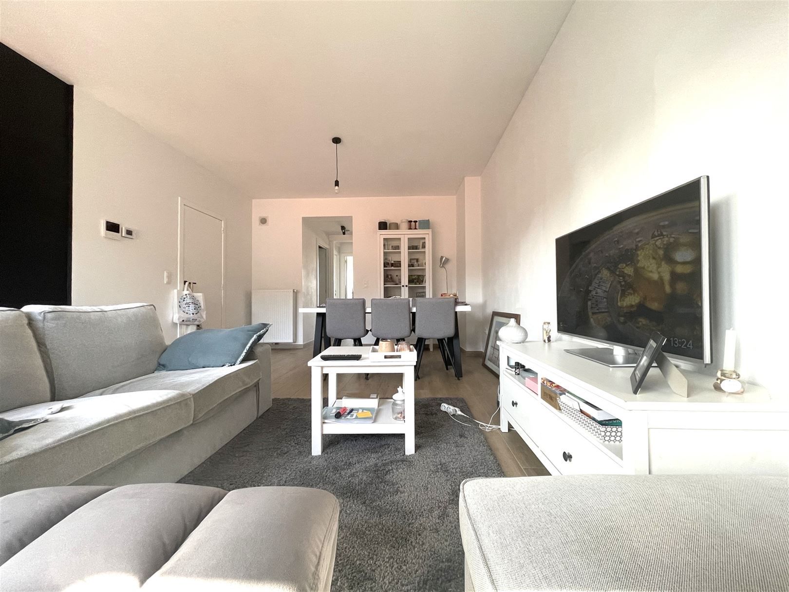 Prachtig dakappartement met terras, gelegen in het hartje van Sint-Gillis-Dendermonde. foto 3