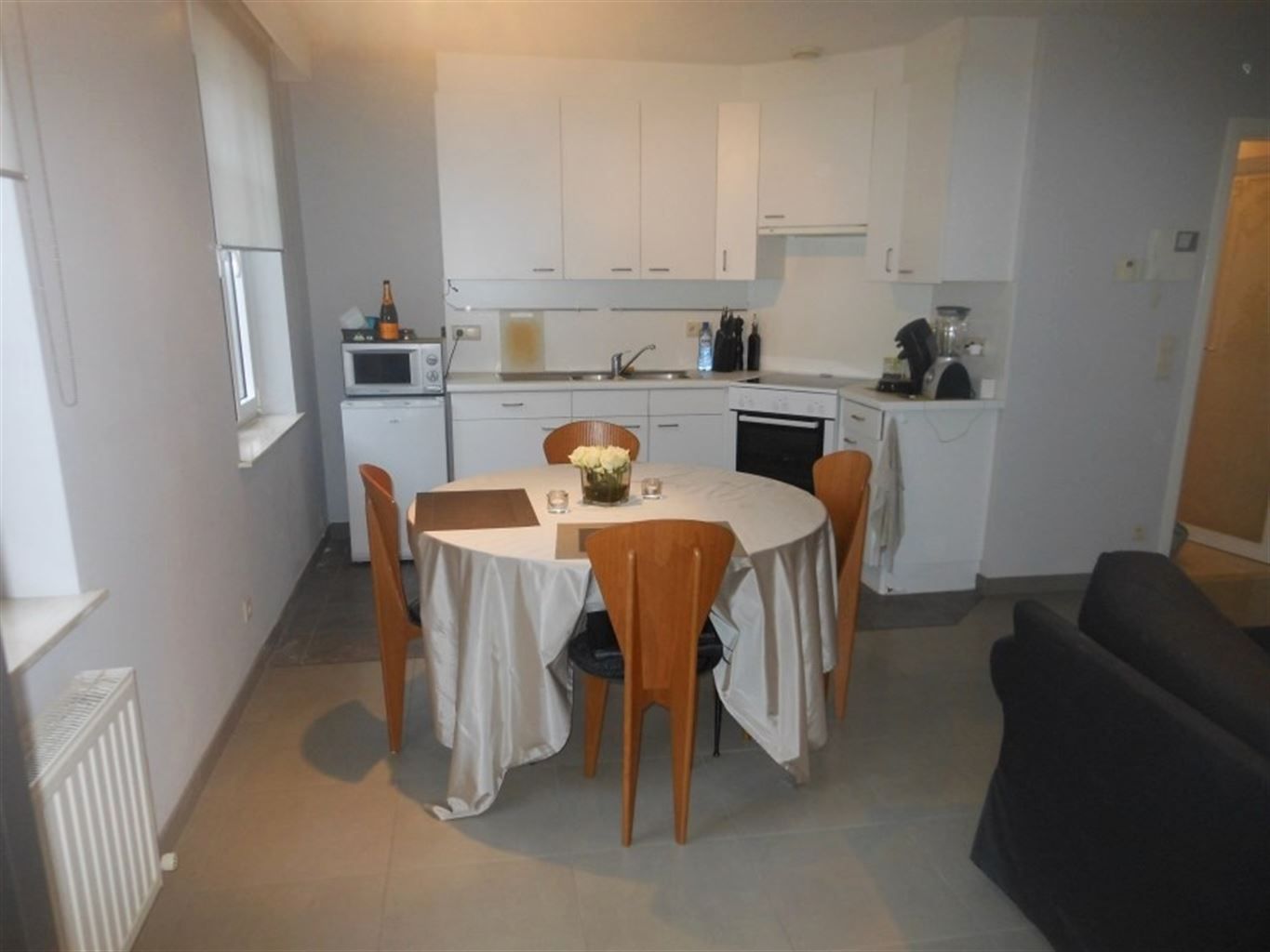 Gezellig dakappartement met 1 slaapkamer vlakbij de Markt. foto 2