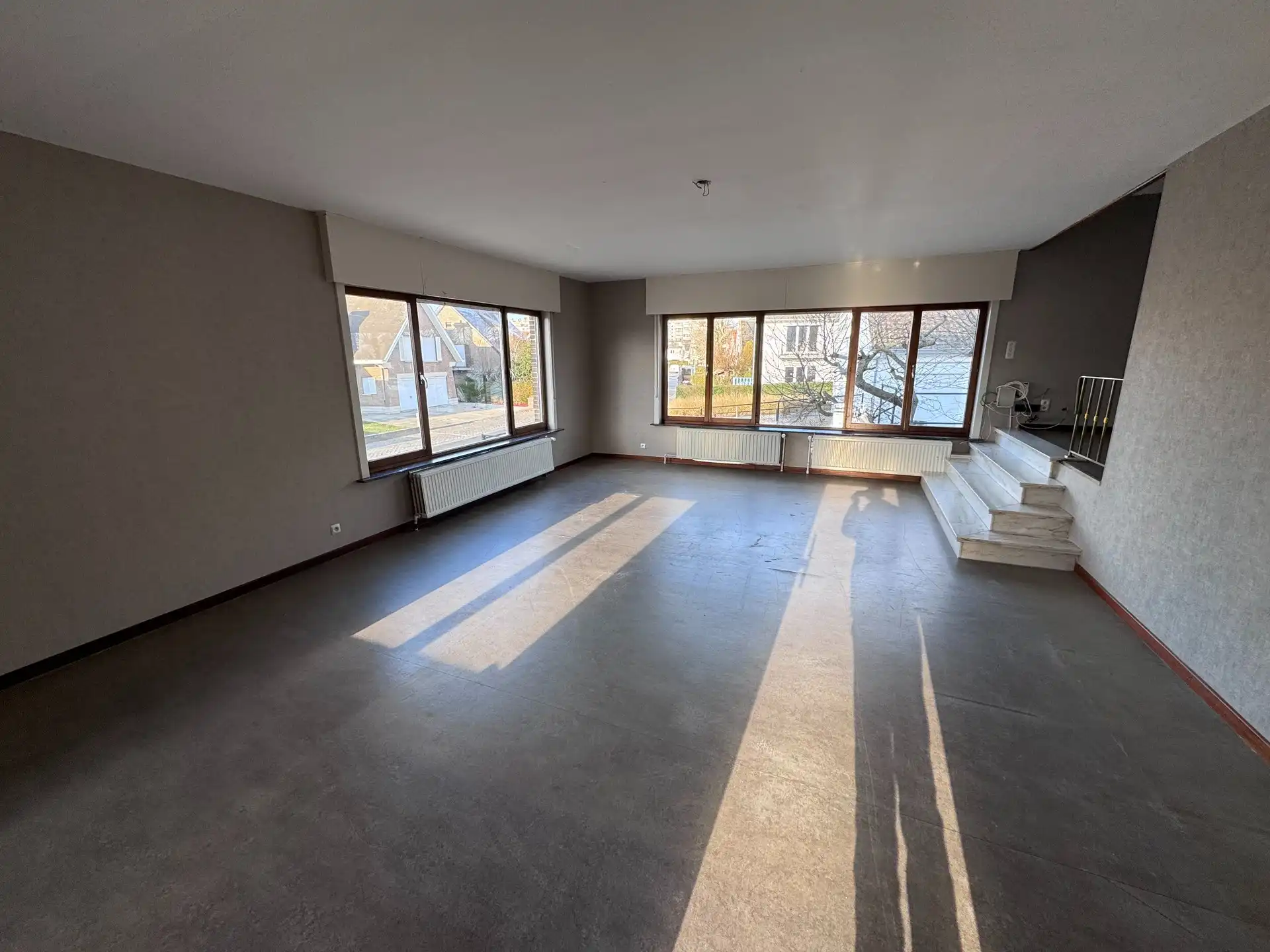 Duplexappartement in het hart van Wenduine, op wandelafstand van winkels, zee en openbaar vervoer. foto 3