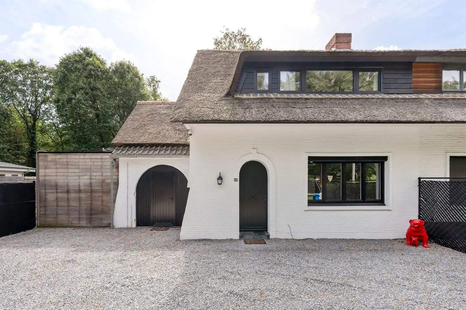 Instapklare halfopen villa met rieten dak, verwarmd zwembad en eigen wellness foto 2