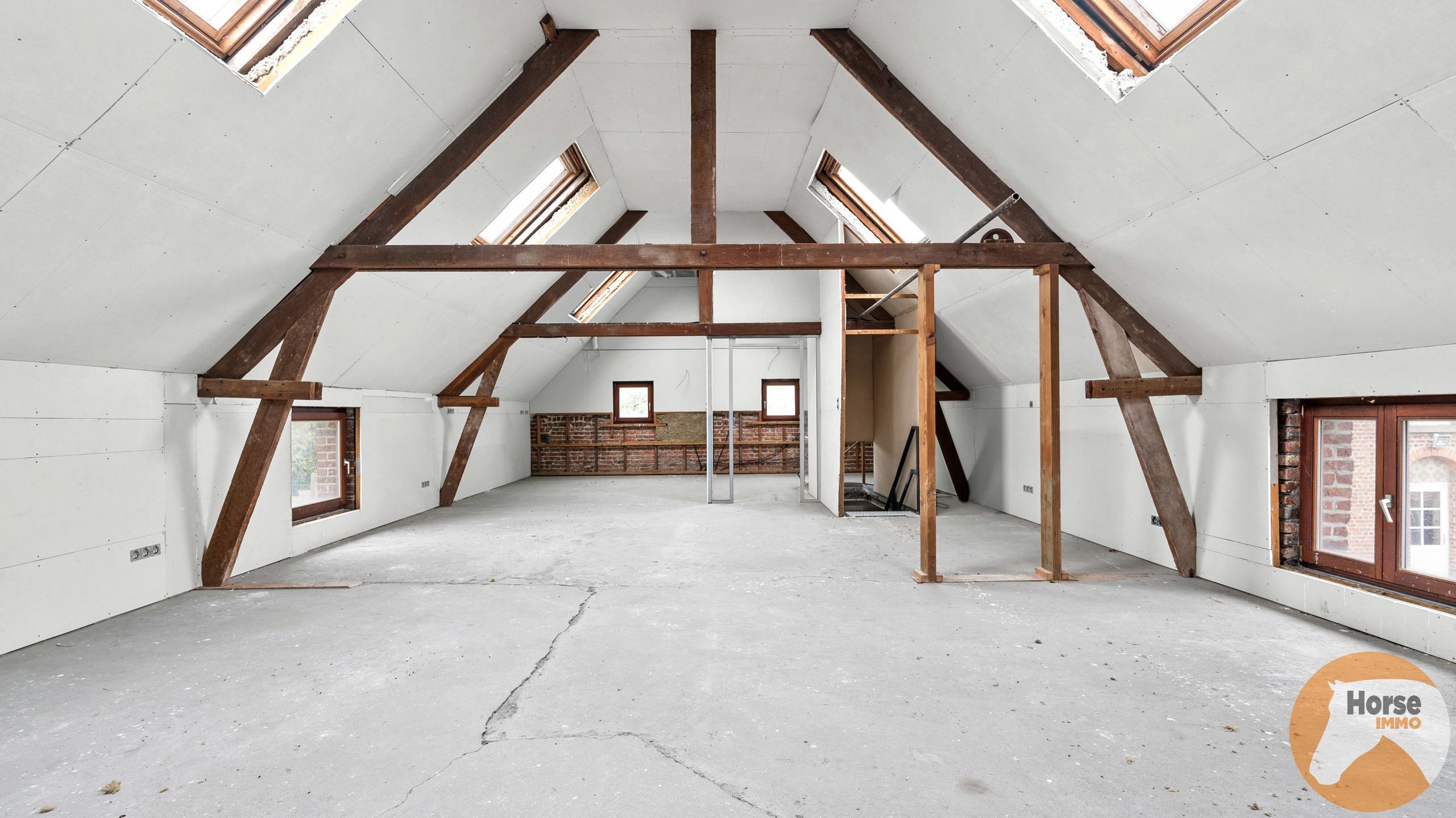 PAPIGNIES - Karaktervolle woning met stallingen op 1,6 ha foto 28
