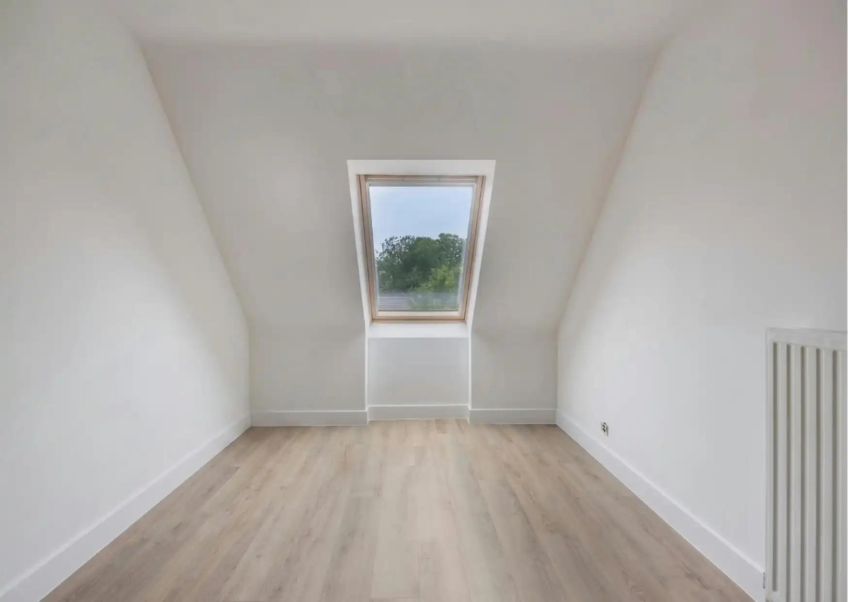 Gerenoveerd dakappartement met 1 slaapkamer in Wuustwezel foto 10
