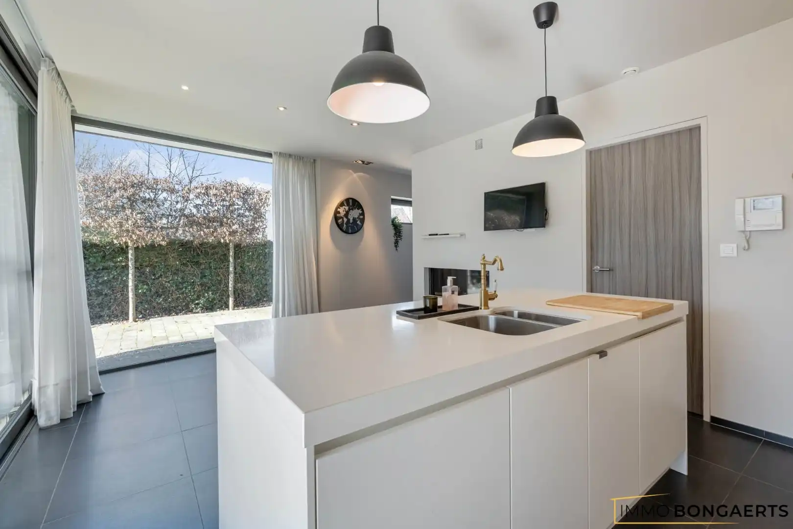 Gerenoveerde woning op een ruim perceel in Opglabbeek foto 14