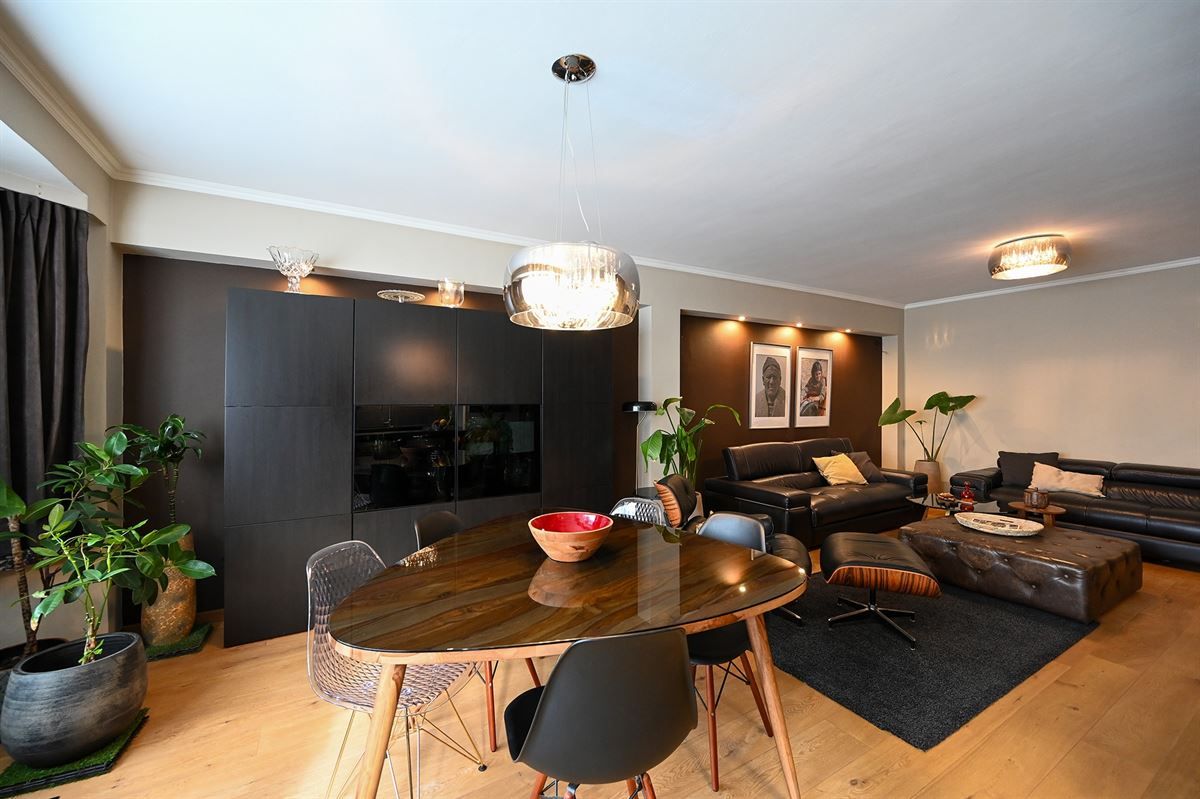 Gerenoveerd appartement op geliefde locatie foto 4