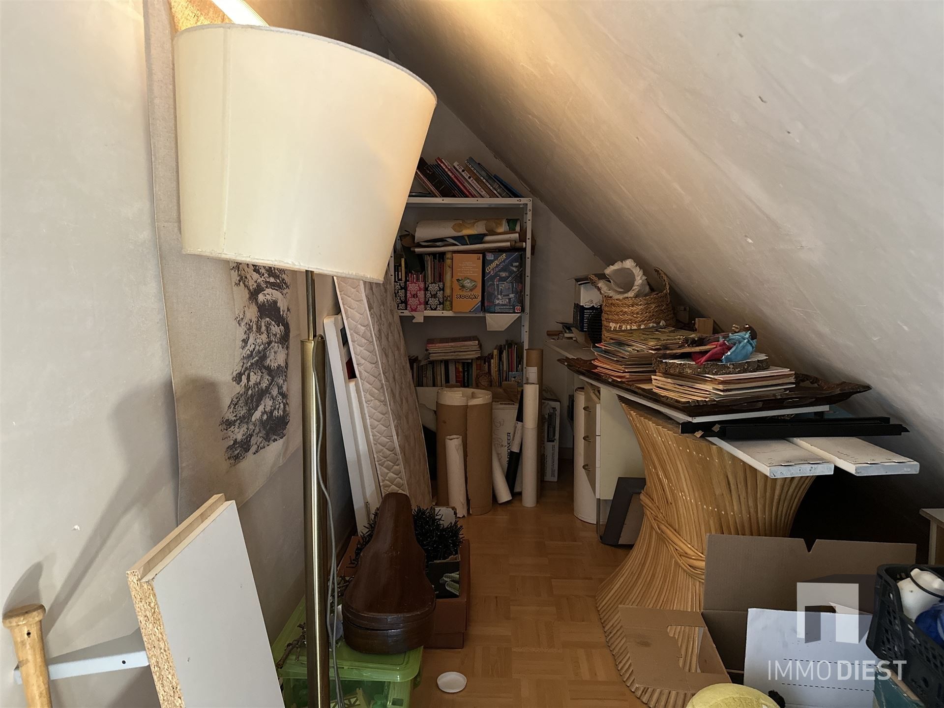 Instapklare woning met zicht op agrarisch gebied - bureau + 3 slpks foto 36