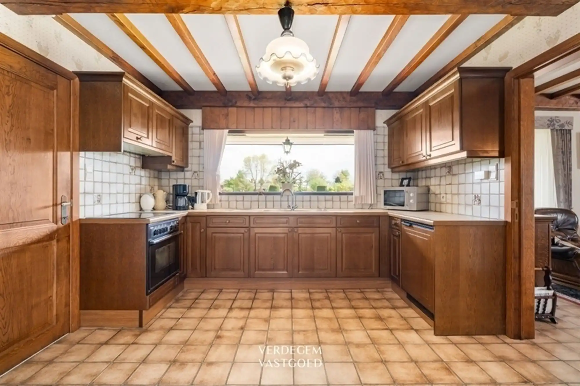 Karaktervolle villawoning op uitzonderlijk perceel van 6.639m² foto 10