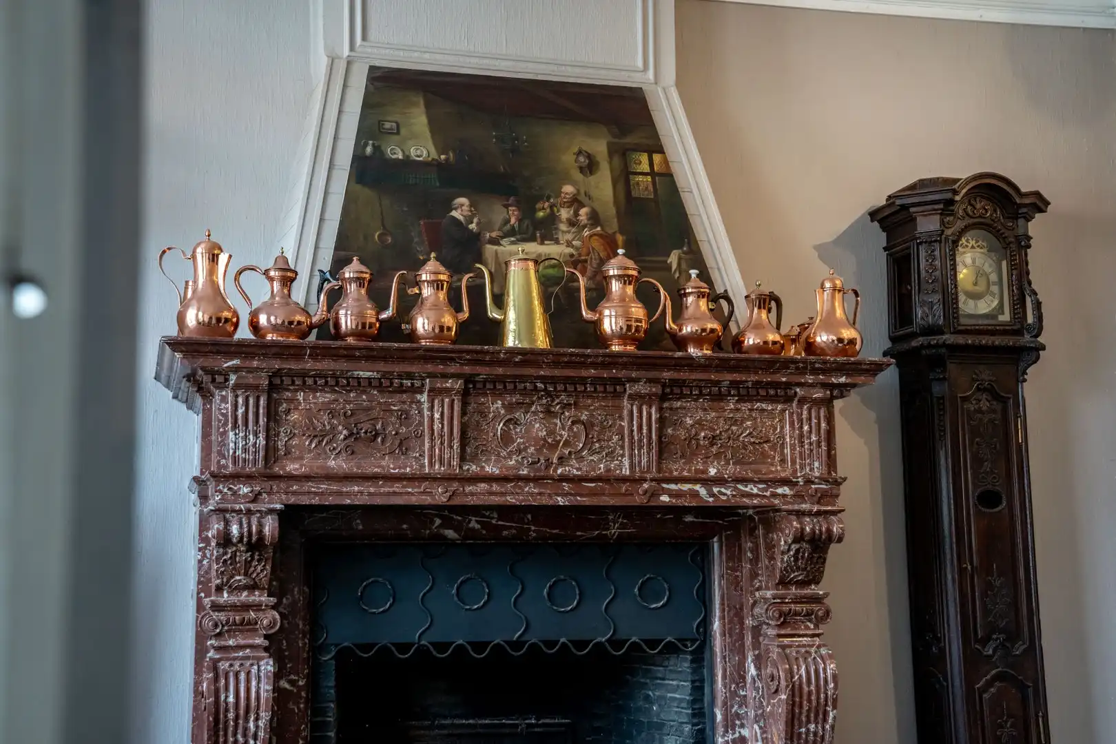 Charmant historisch handelspand met woonst en appartement op de Markt van Damme foto 9