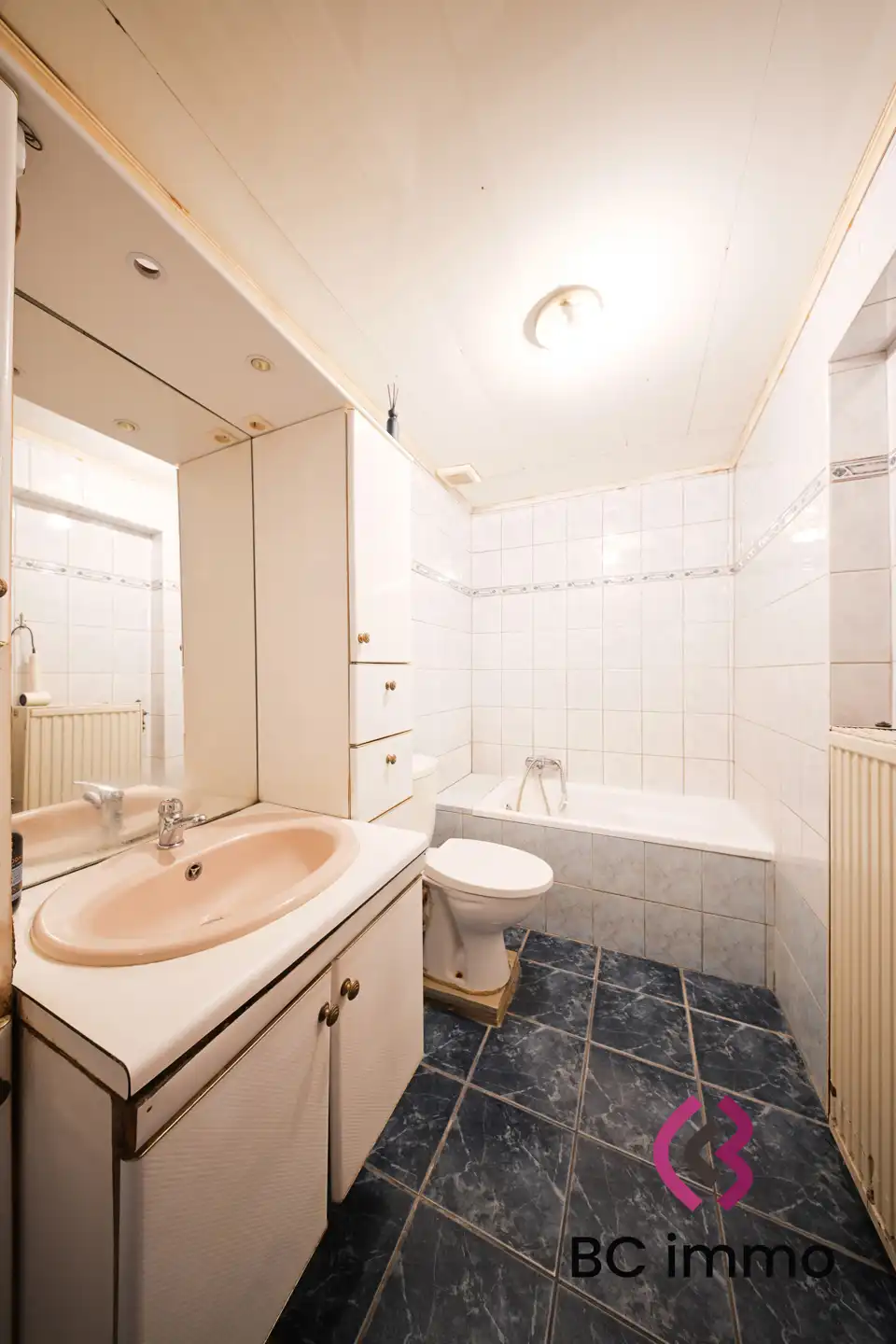Karaktervolle woning met 3 slaapkamers vlak bij het centrum van Genk foto 10