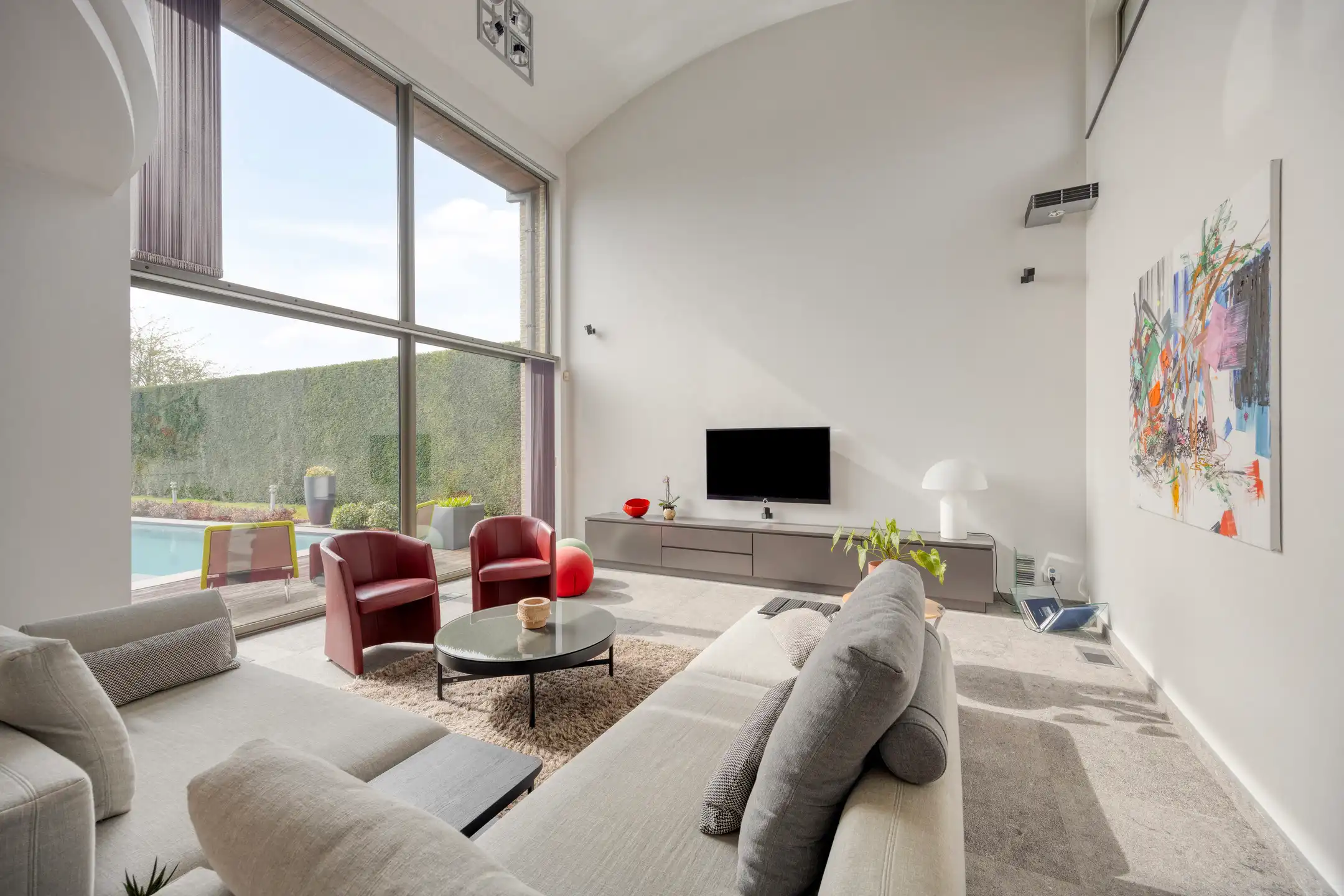 Ruime instapklare villa met zwembad op 27 are foto 9