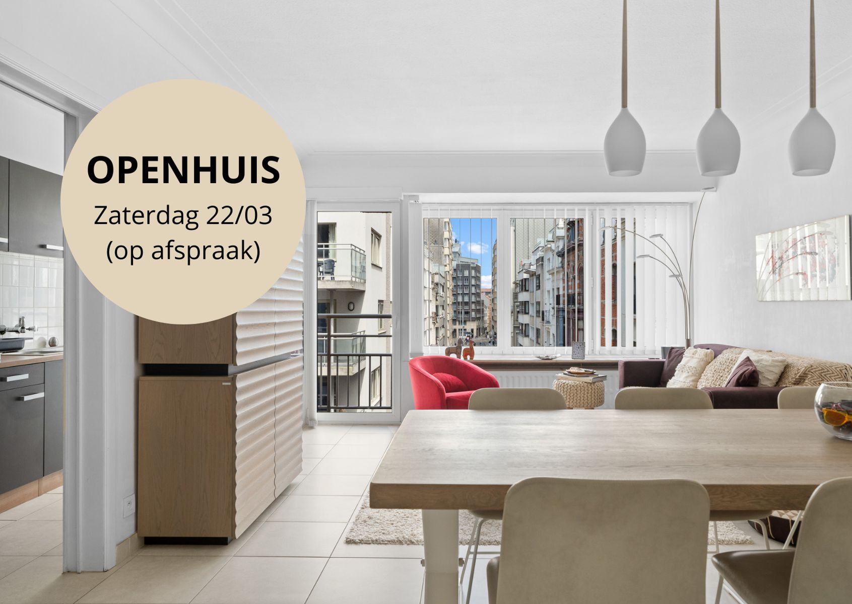 PERFECTE LOCATIE: Zeer ruim 2 slpk appartement en leuk zicht foto {{pictureIndex}}