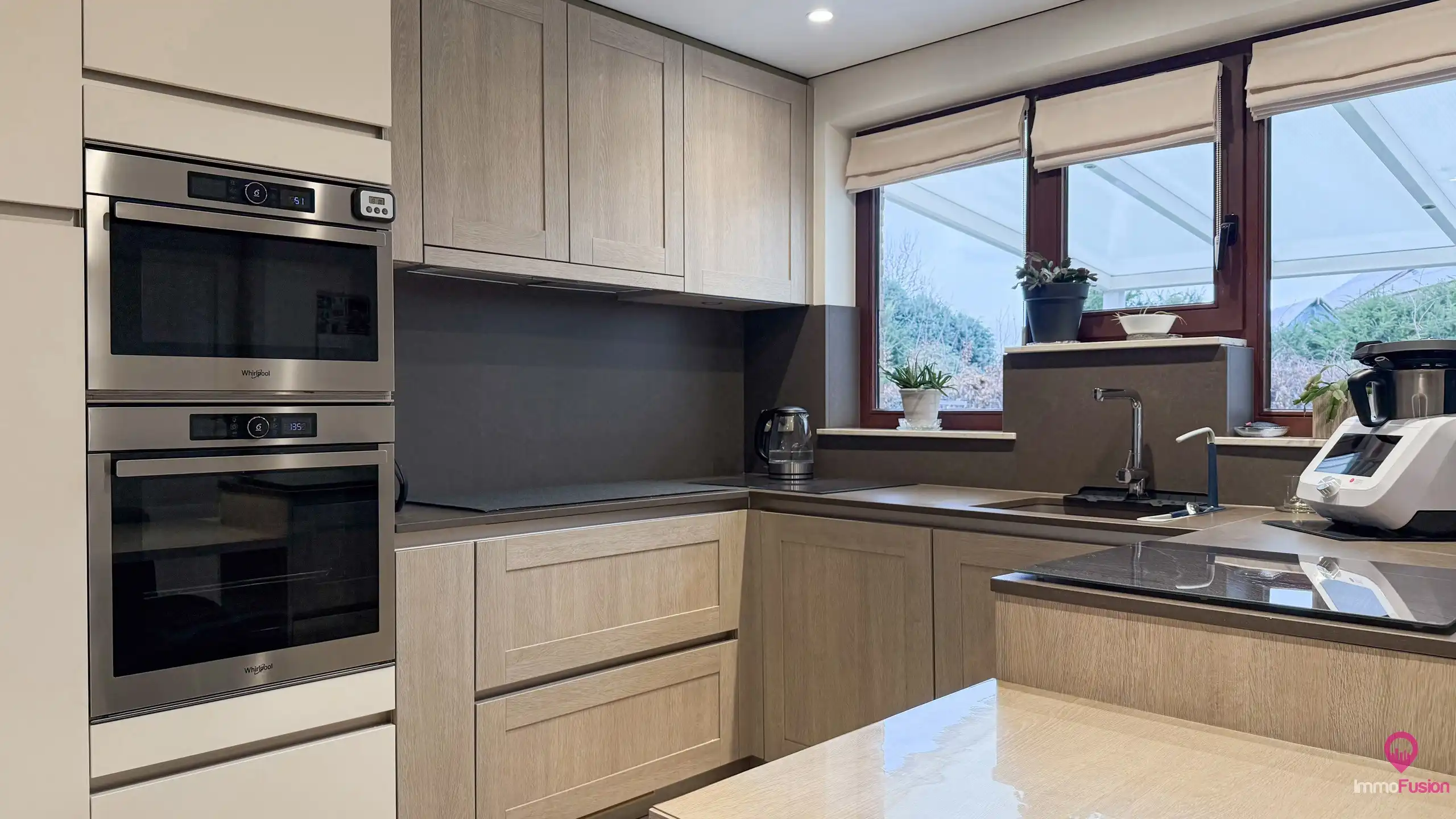 Instapklare woning met 4 slpks, inpandige garage + kelder!  foto 8