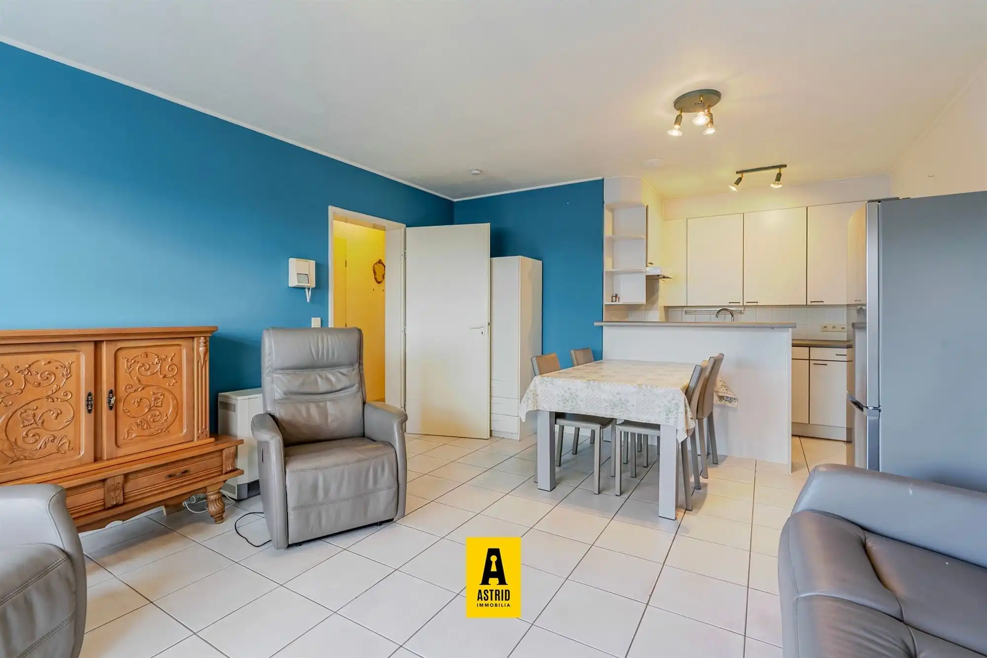 Gelijkvloers appartement op centrale ligging! foto 4