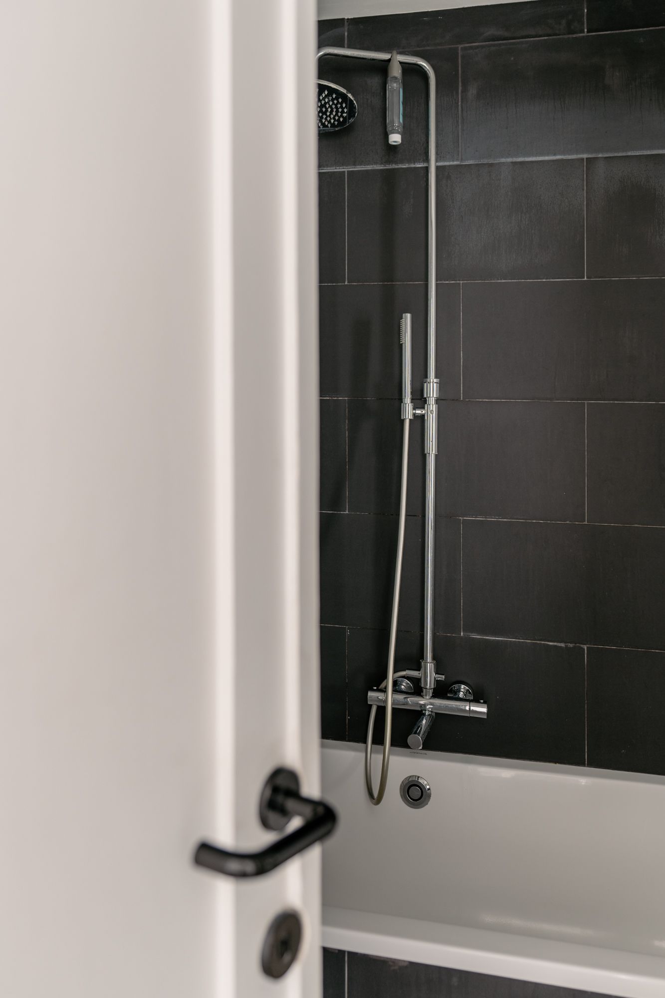 Appartement in gebouw met één van de meest iconische gevels in Antwerpen foto 16