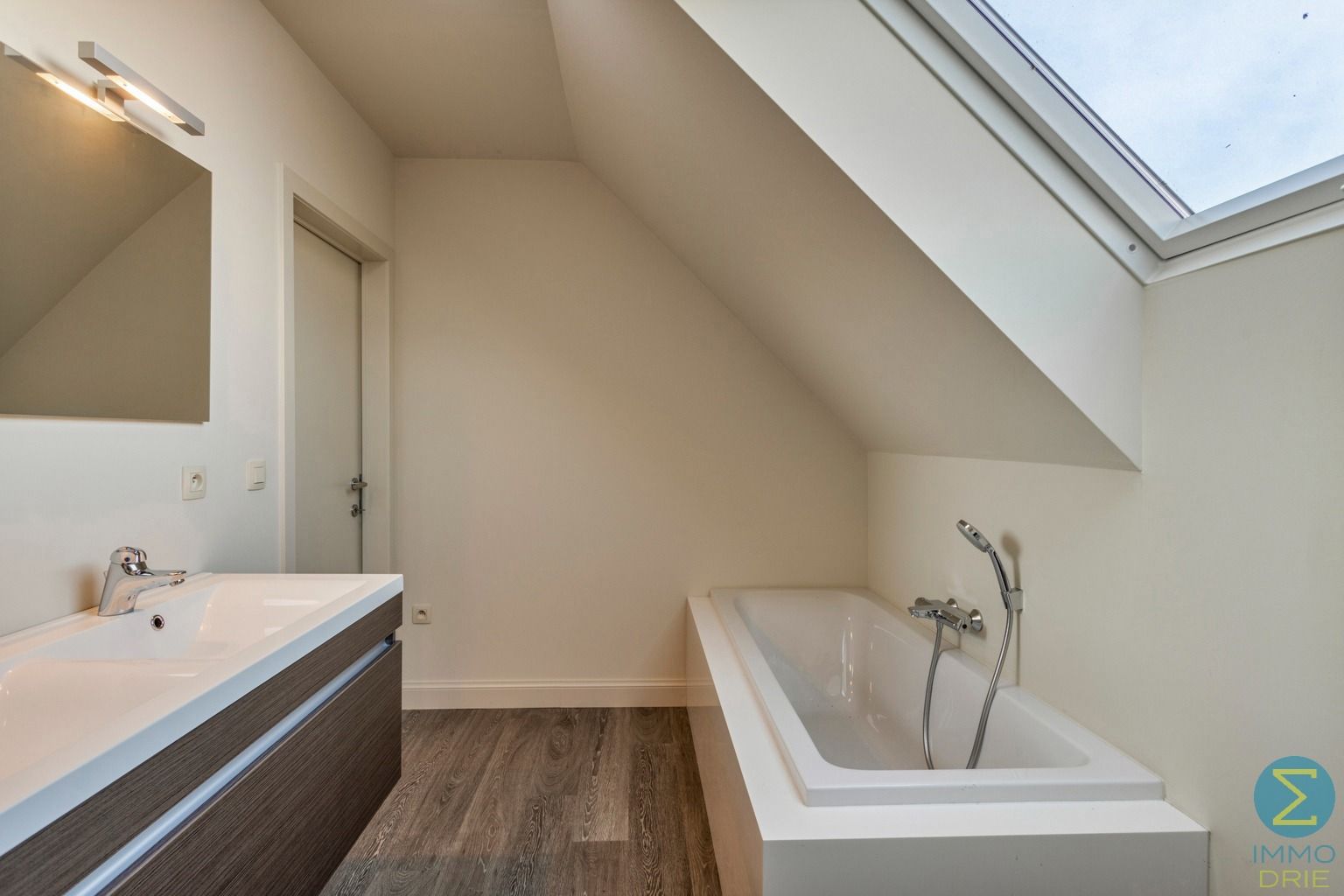 Veelzijdig en uniek pand op toplocatie! foto 15