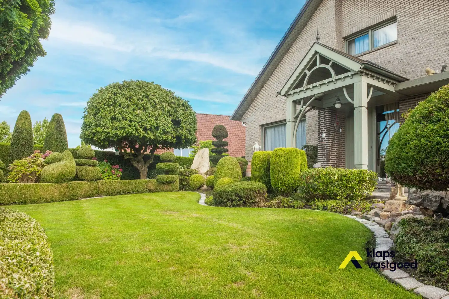 Gracieuze woning met 4 slaapkamers en schitterende tuin op perceel van 12a63ca foto 2