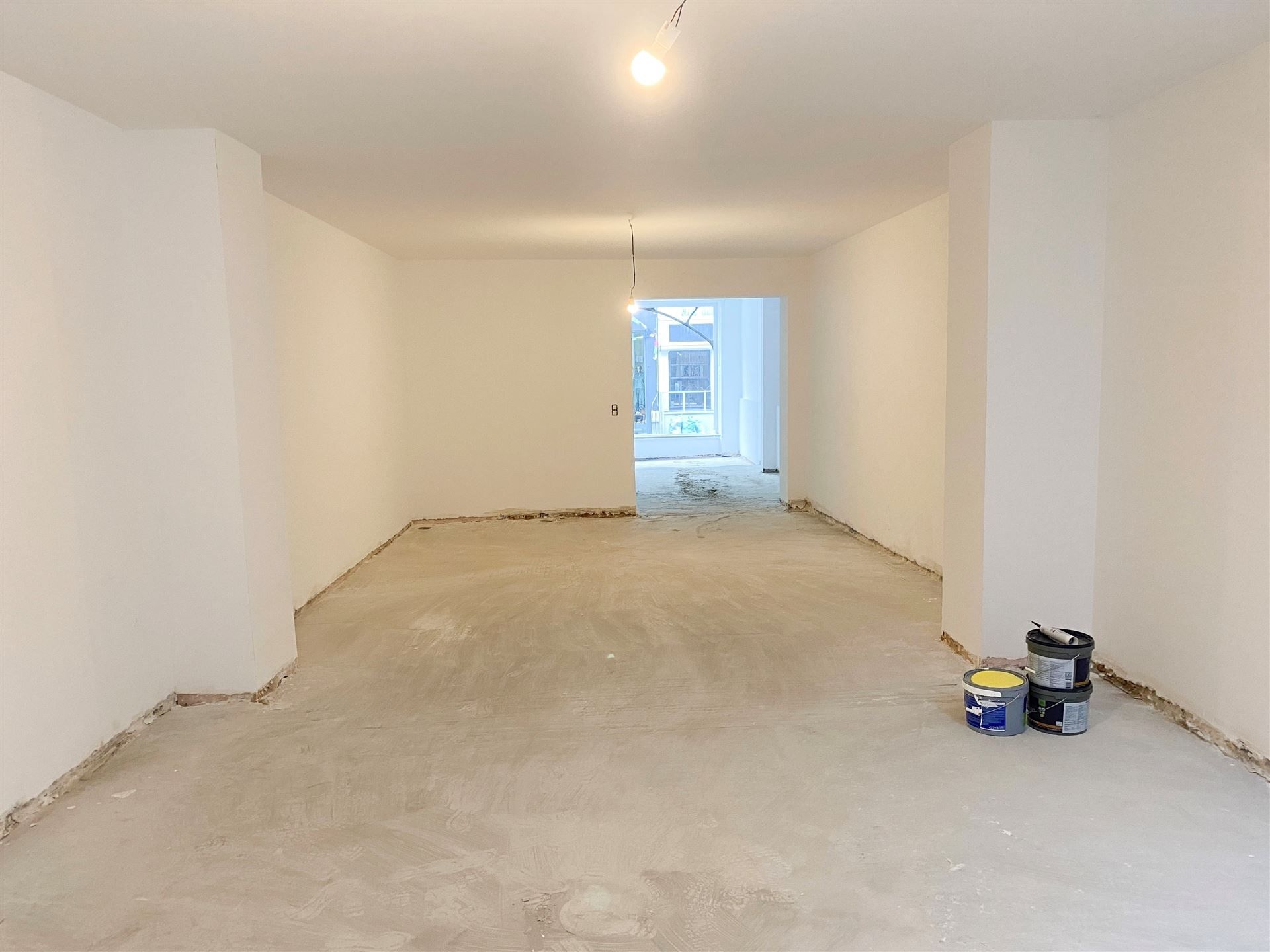 Handelsgelijkvloers (93m²) met prachtige gevel te centrum Mechelen foto 6