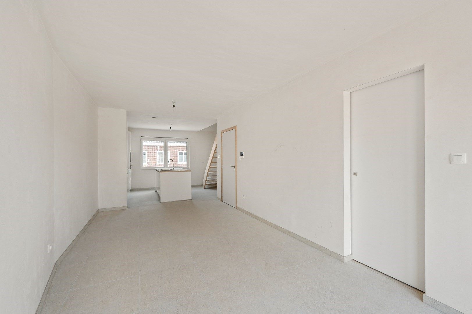 DUPLEX NIEUWBOUWAPPARTEMENT MET 2 SLPKS EN RUIM TERRAS TE GELUWE foto 8