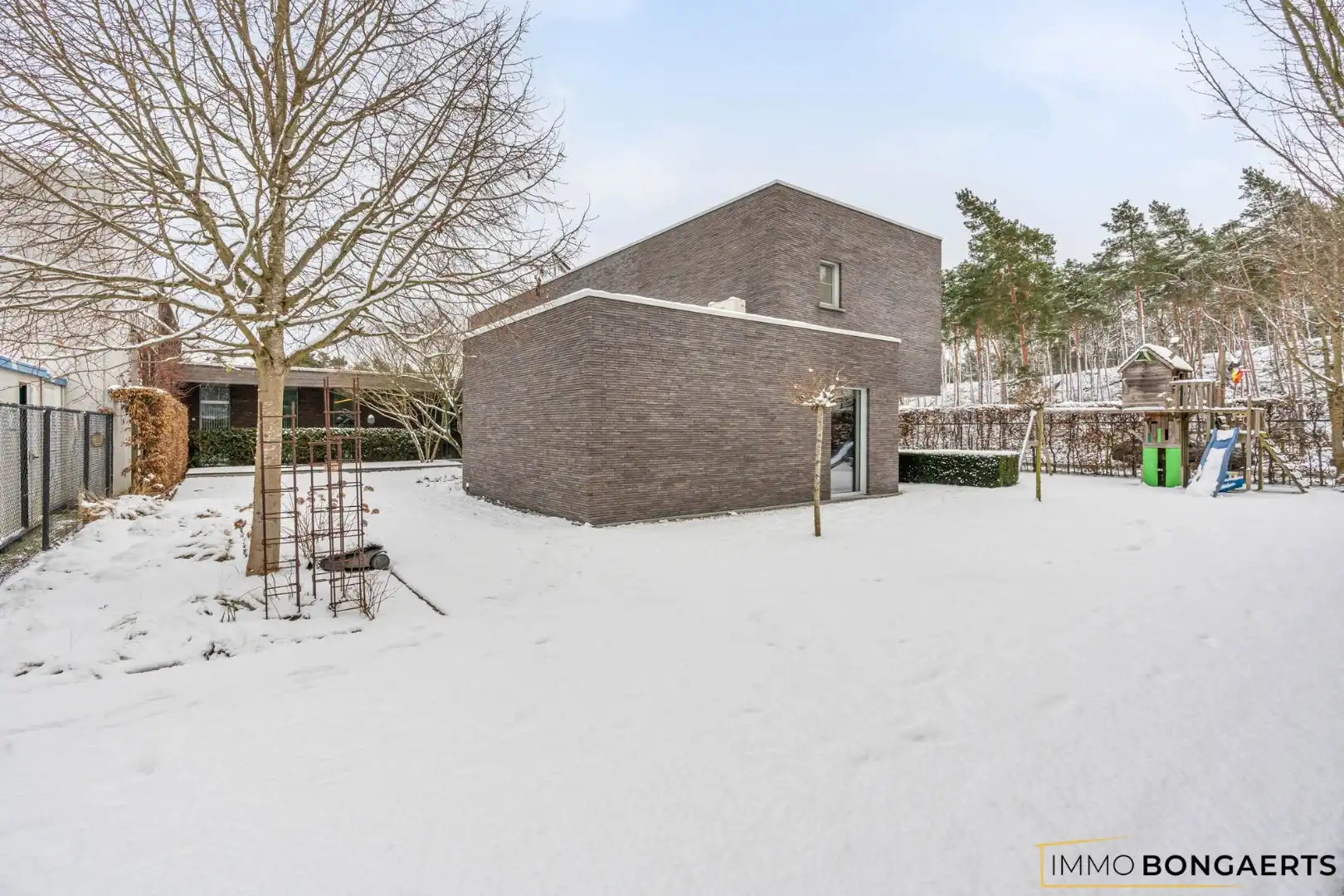 Moderne woonst met 4 slaapkamers  foto 22