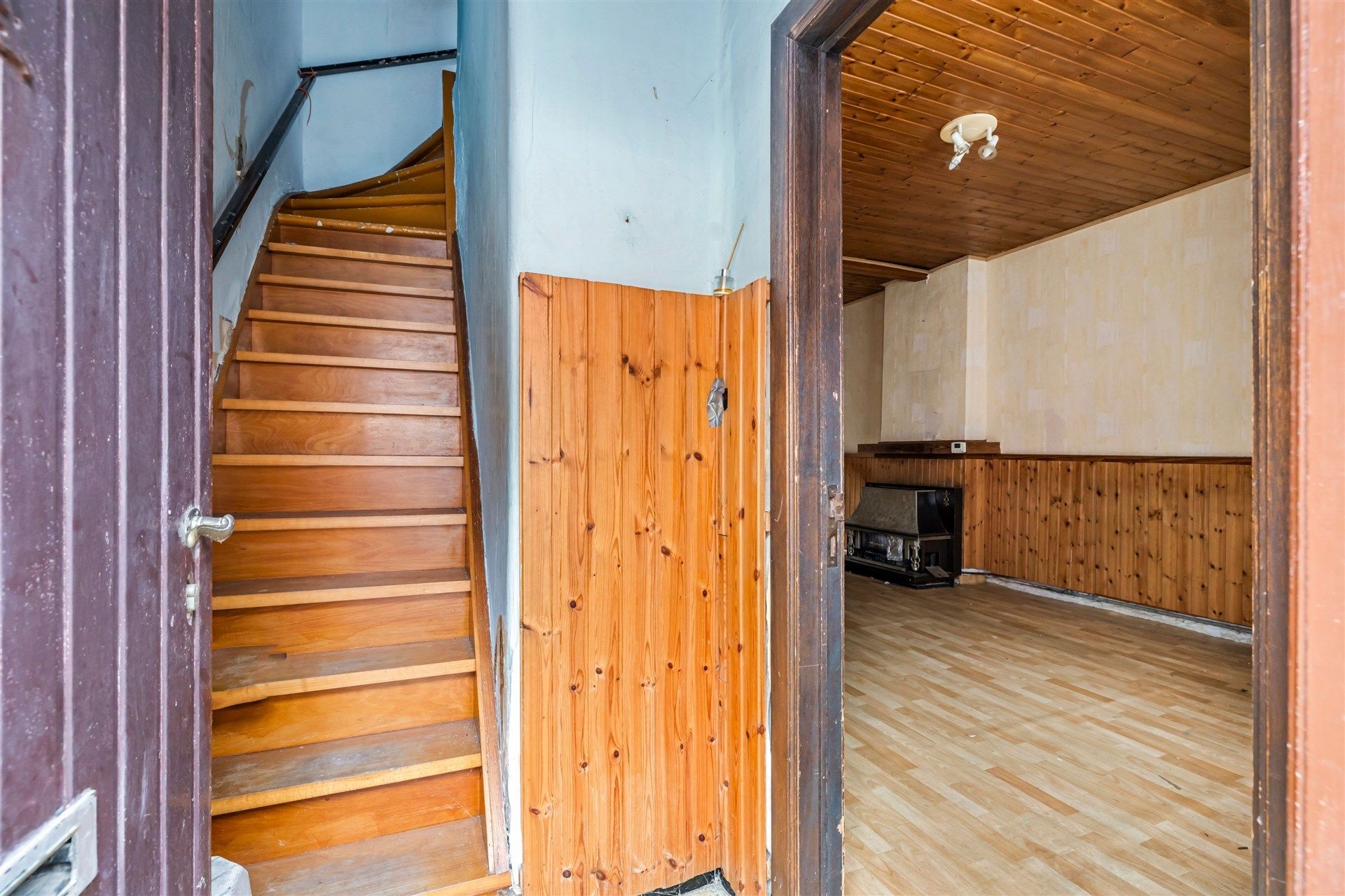 Te renoveren gesloten bebouwing in het centrum van Sint-Gillis-Waas foto 3