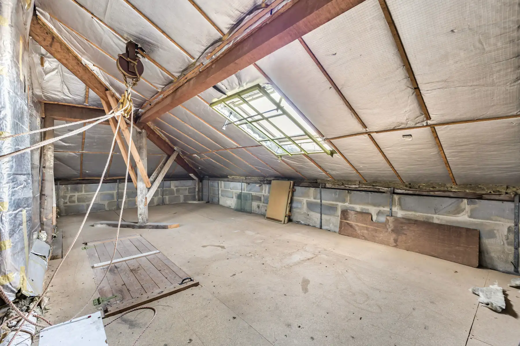 Bungalow met 2 slaapkamers, garage en tuin foto 23