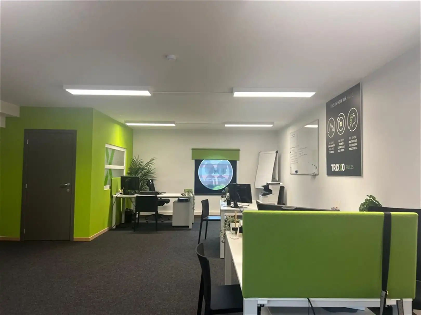 Kantoor te huur aan de op- en afrit van Sint-Job foto 5